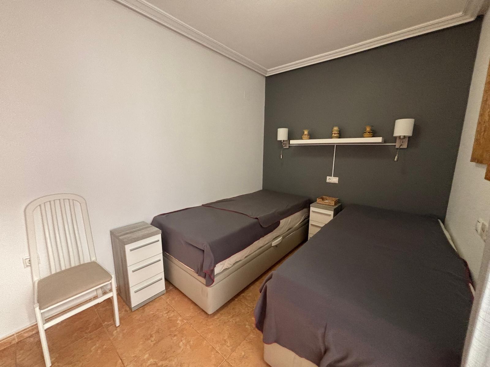 For sale - 3 Bedroom 2 Bathroom Apartment in Torrevieja - Torrevieja  - Alicante