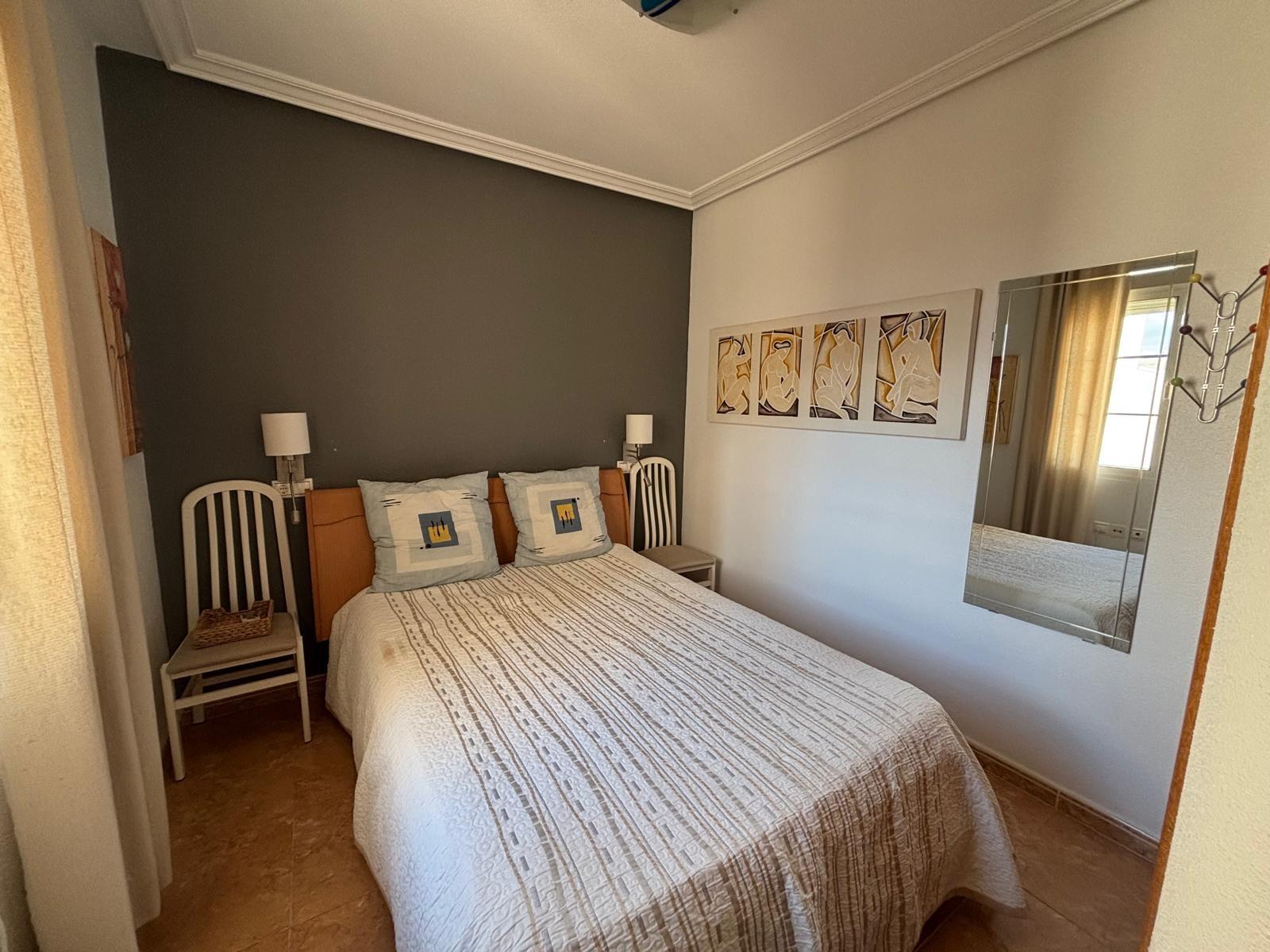 For sale - 3 Bedroom 2 Bathroom Apartment in Torrevieja - Torrevieja  - Alicante