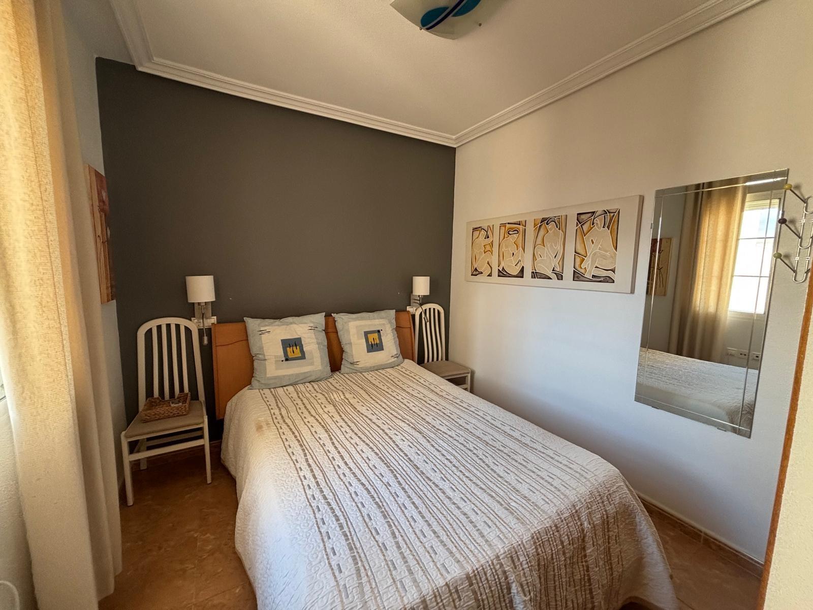 For sale - 3 Bedroom 2 Bathroom Apartment in Torrevieja - Torrevieja  - Alicante