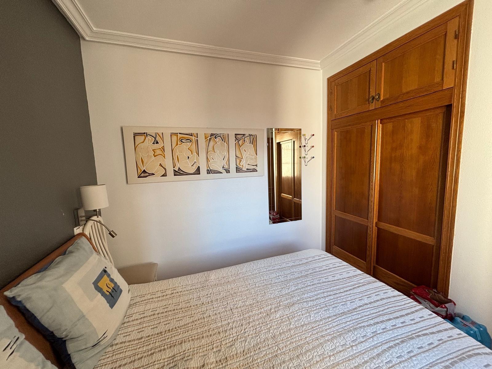 For sale - 3 Bedroom 2 Bathroom Apartment in Torrevieja - Torrevieja  - Alicante