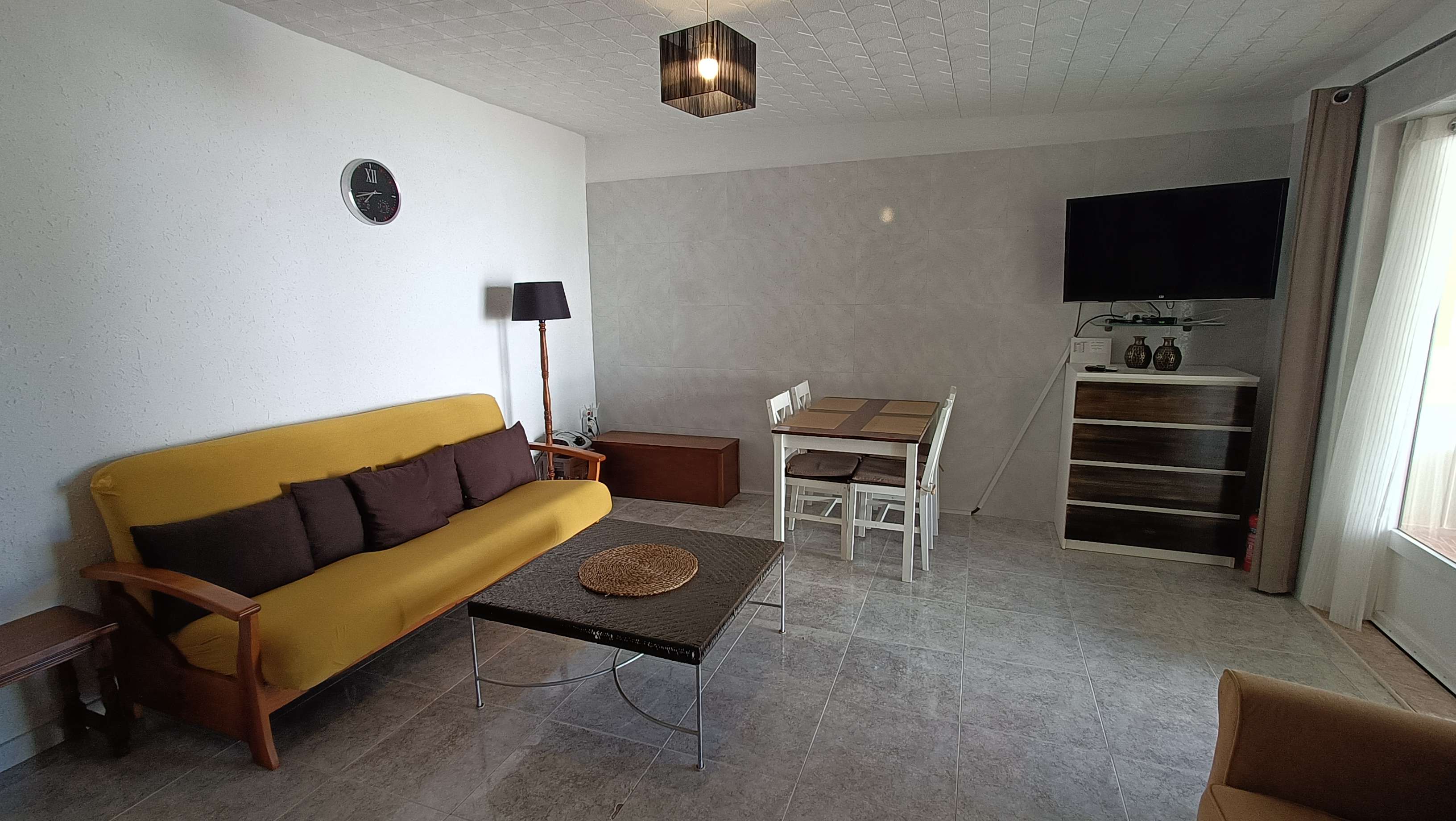 For sale - 6 Bedroom 4 Bathroom Villa in Crevillent - Inland  - Alicante
