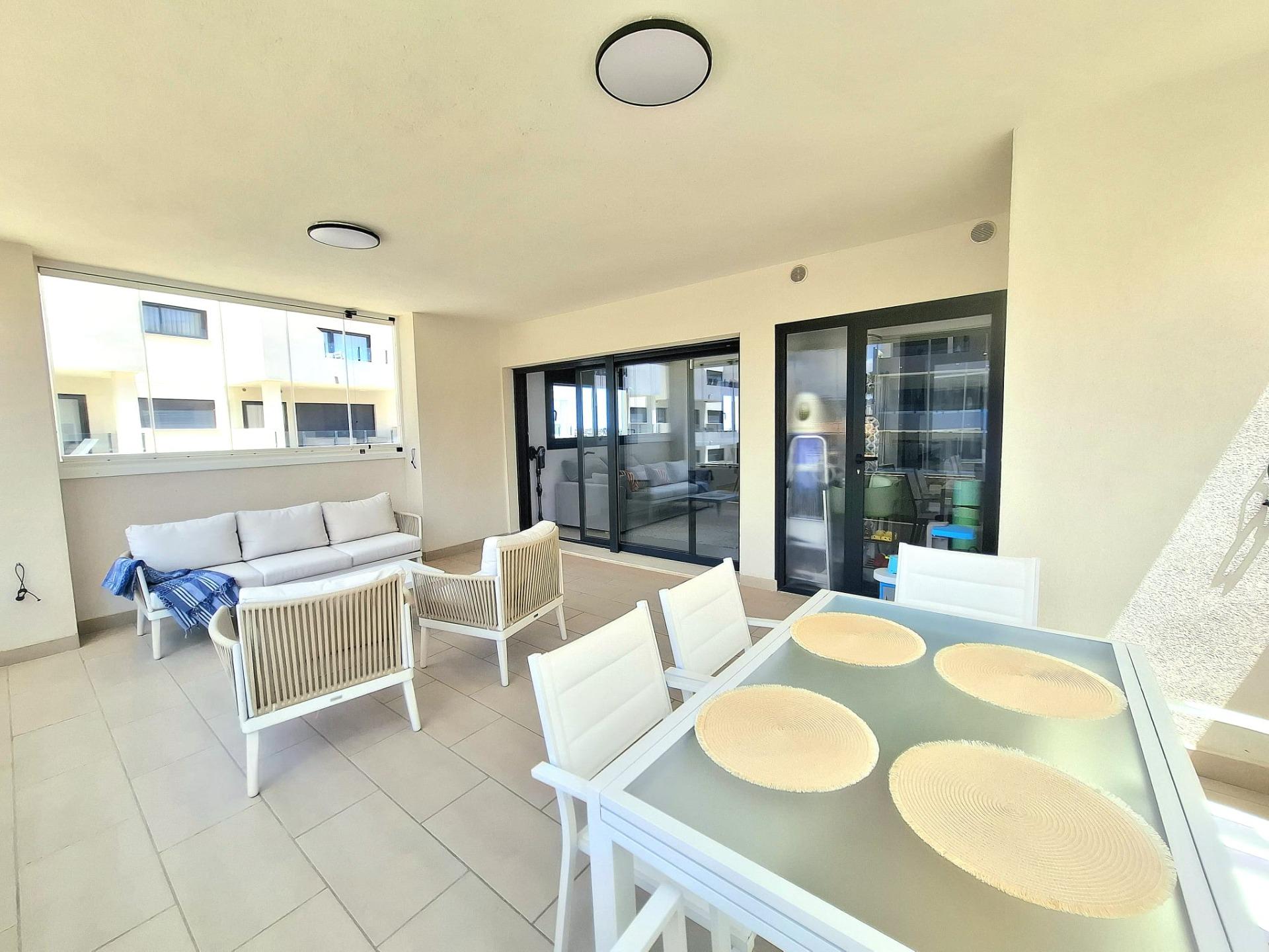 For sale - 3 Bedroom 2 Bathroom Apartment in Orihuela Costa - Villamartin  - Alicante