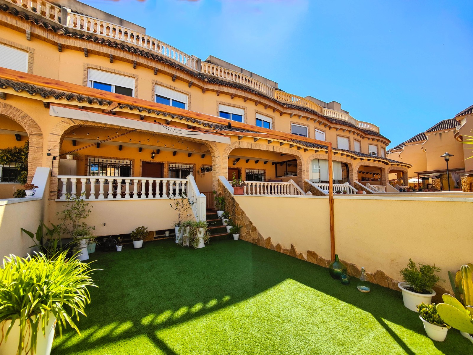 For sale - 4 Bedroom 3 Bathroom Town House in Guardamar del Segura - Costa Blanca  - Alicante