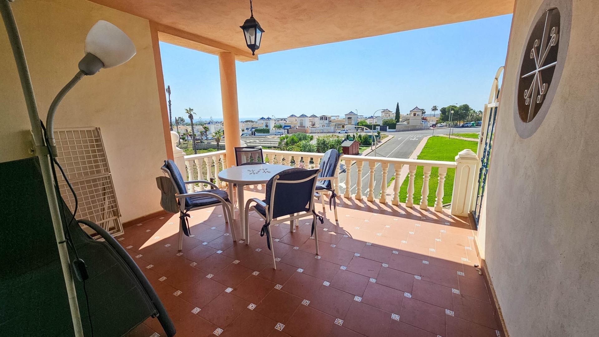 For sale - 2 Bedroom 1 Bathroom Bungalow in Orihuela Costa - Los Altos  - Alicante
