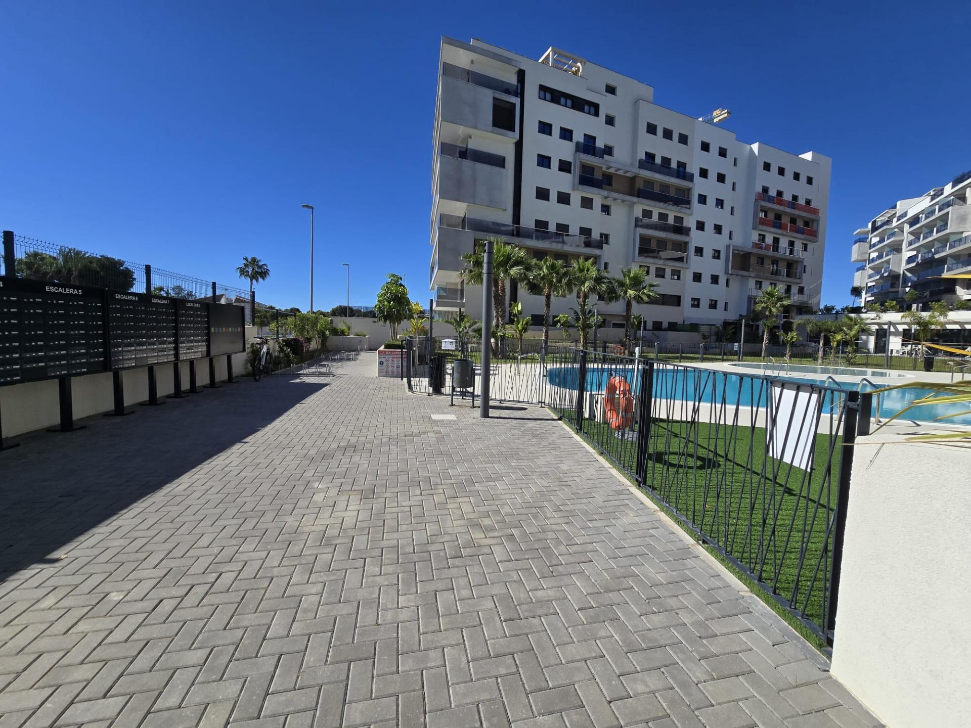 For sale - 3 Bedroom 2 Bathroom Penthouse in Orihuela Costa - Altos De Campoamor  - Alicante