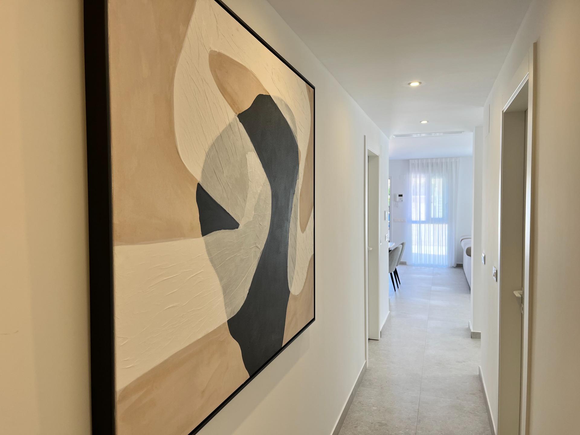 For sale - 3 Bedroom 2 Bathroom Apartment in Torrevieja - aguas nuevas  - Alicante