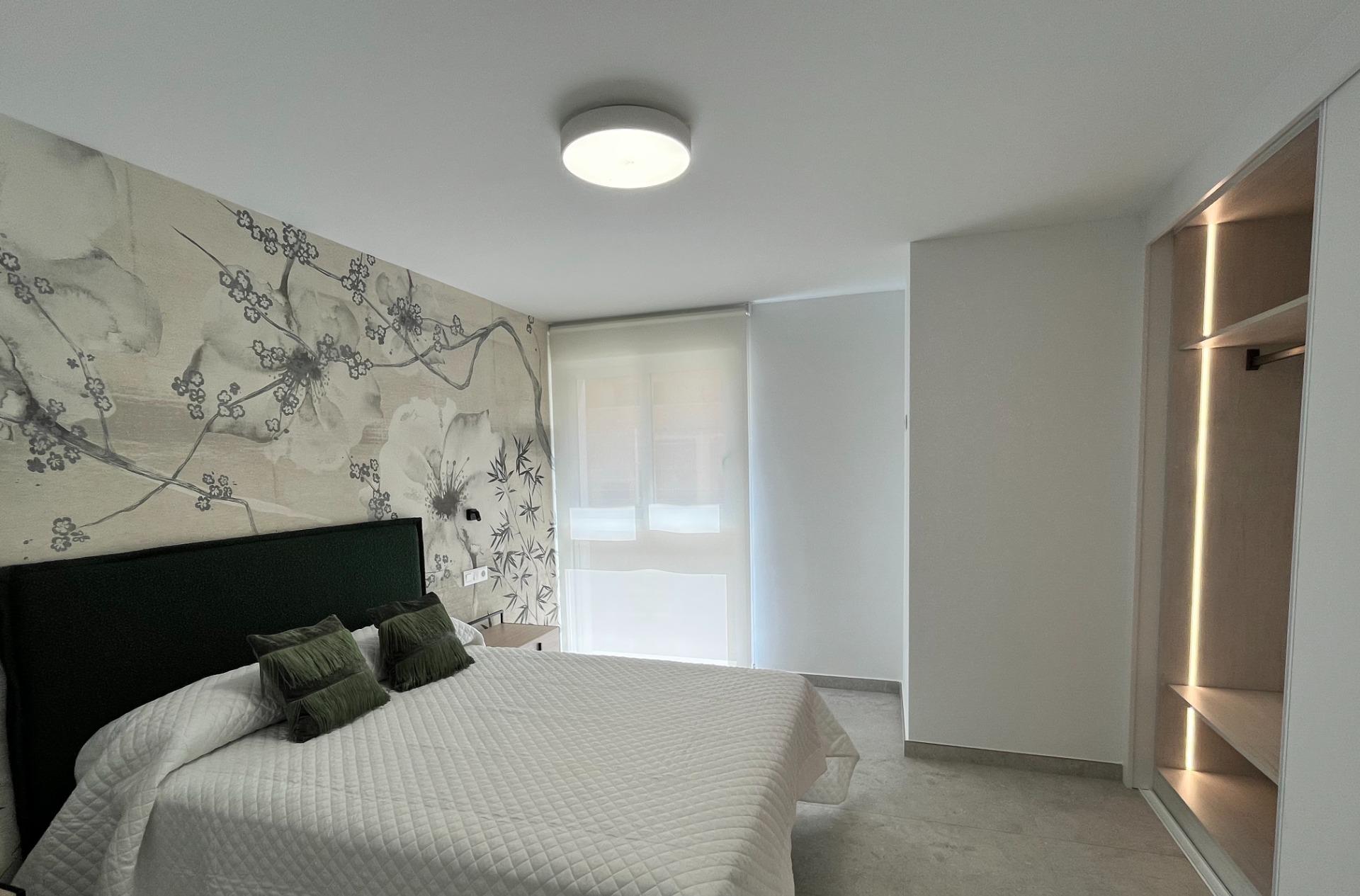 For sale - 3 Bedroom 2 Bathroom Apartment in Torrevieja - aguas nuevas  - Alicante