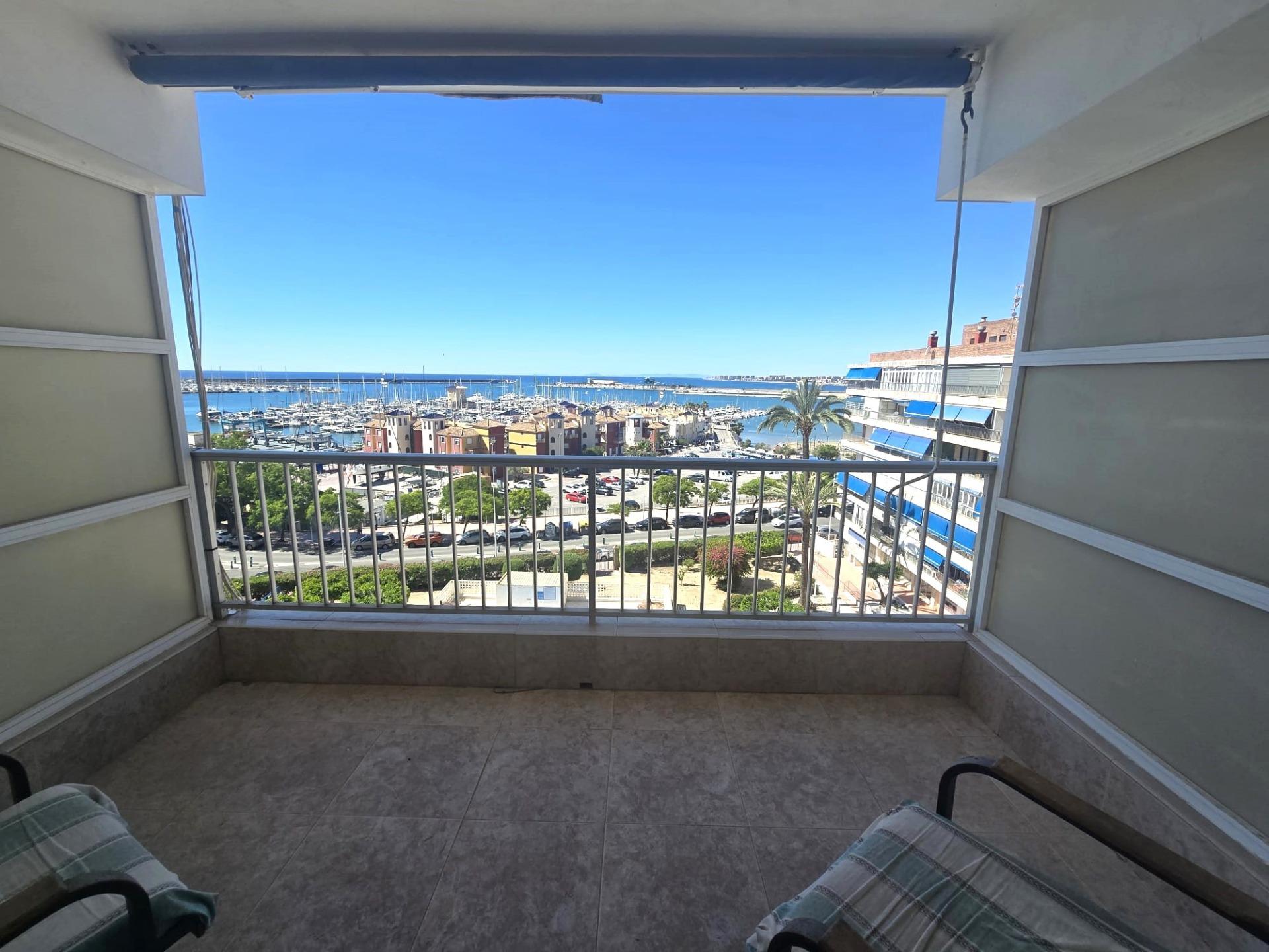 For sale - 3 Bedroom 1 Bathroom Apartment in Torrevieja - Puerto Deportivo Marina Salinas  - Alicante