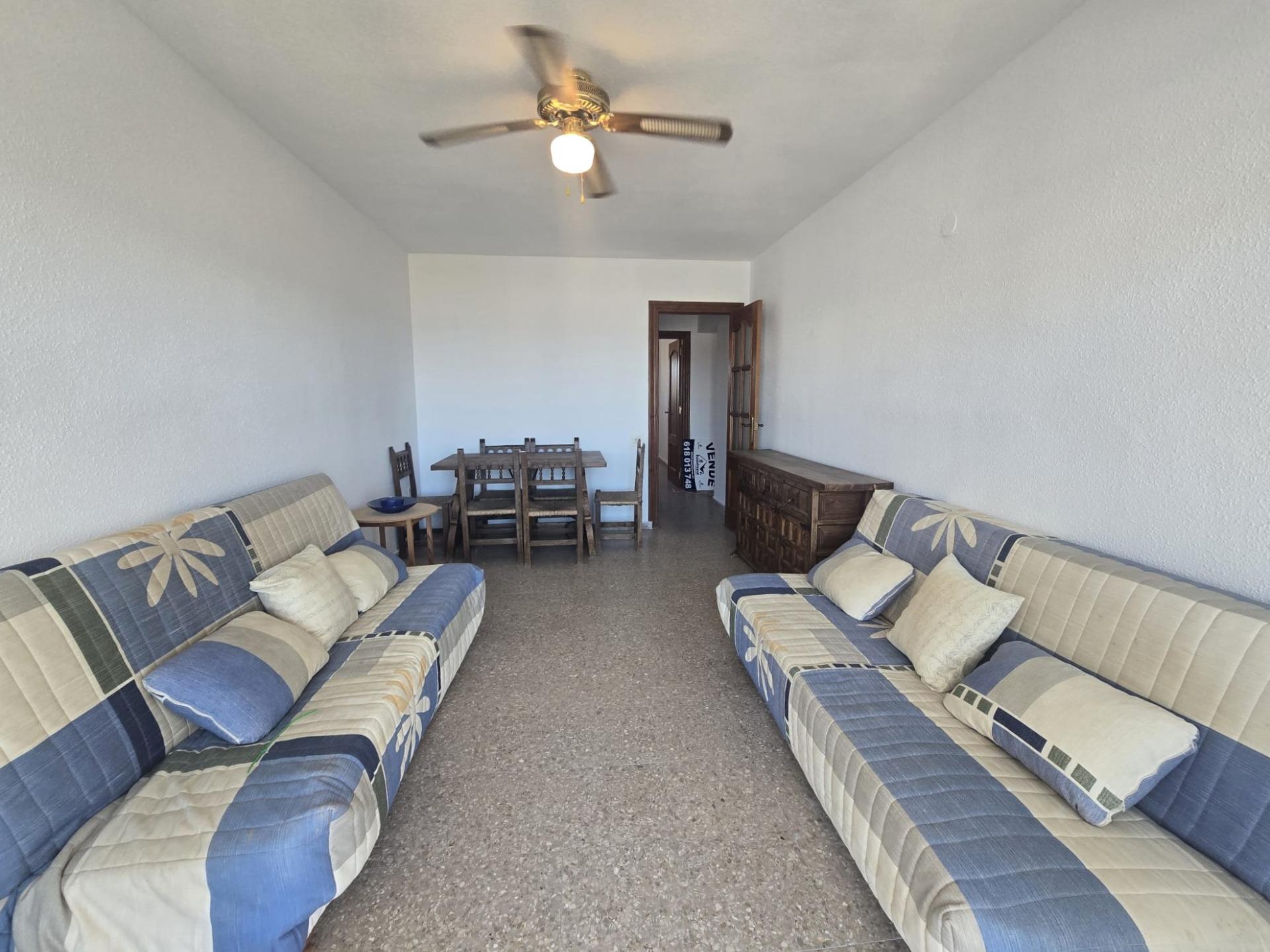 For sale - 3 Bedroom 1 Bathroom Apartment in Torrevieja - Puerto Deportivo Marina Salinas  - Alicante