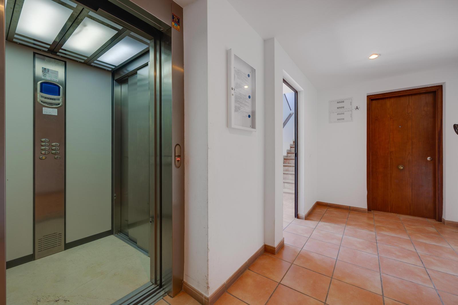 For sale - 2 Bedroom 1 Bathroom Apartment in Torrevieja - Punta Prima  - Alicante