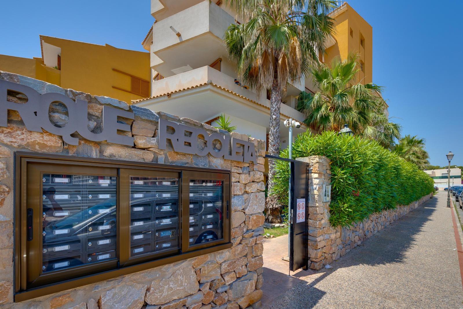 For sale - 2 Bedroom 1 Bathroom Apartment in Torrevieja - Punta Prima  - Alicante