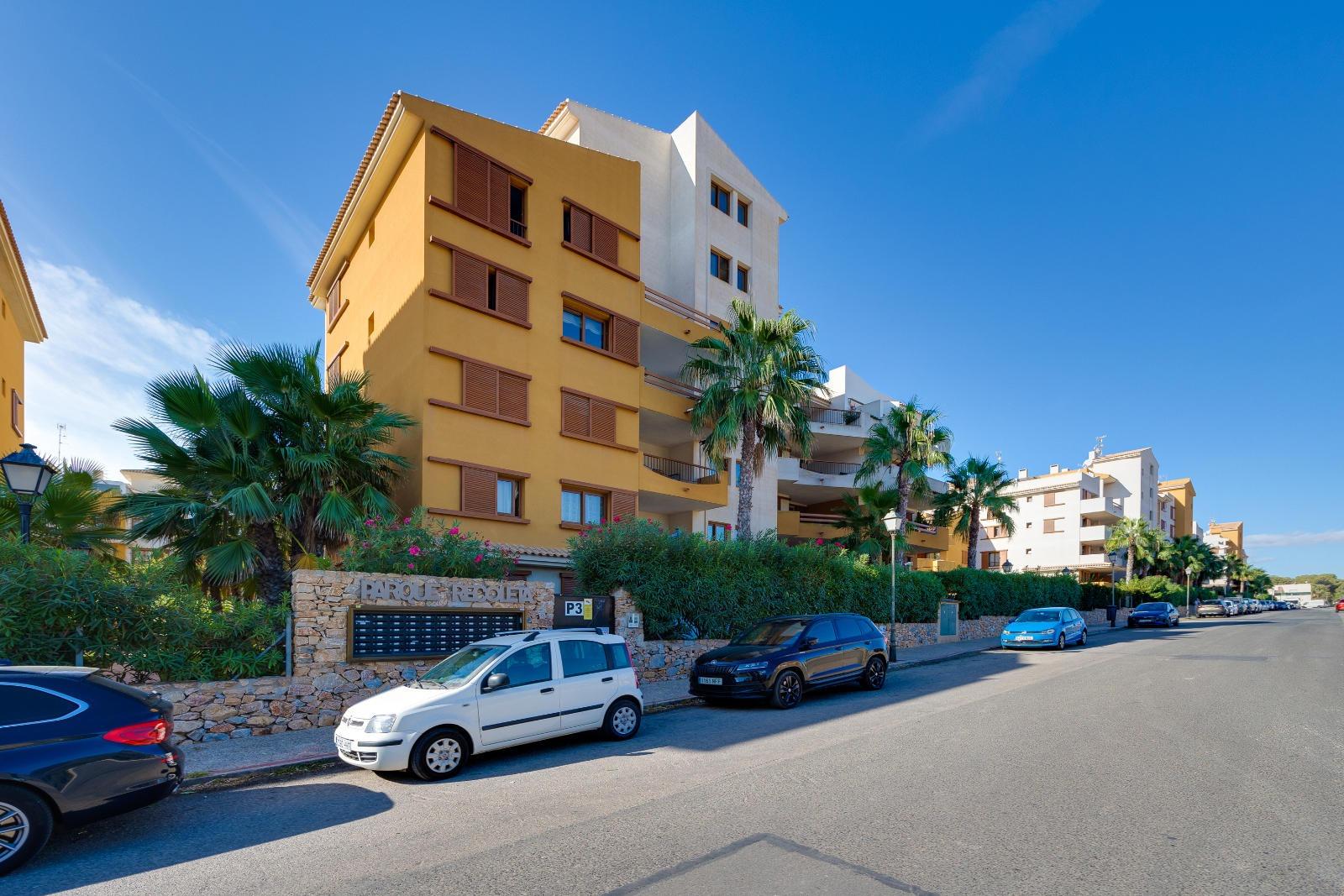 For sale - 2 Bedroom 1 Bathroom Apartment in Torrevieja - Punta Prima  - Alicante