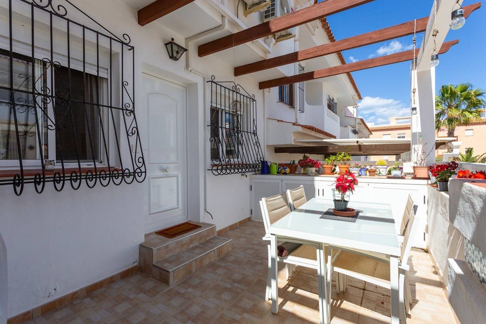 For sale - 3 Bedroom 2 Bathroom Townhouse in La Mata - La Mata  - Alicante