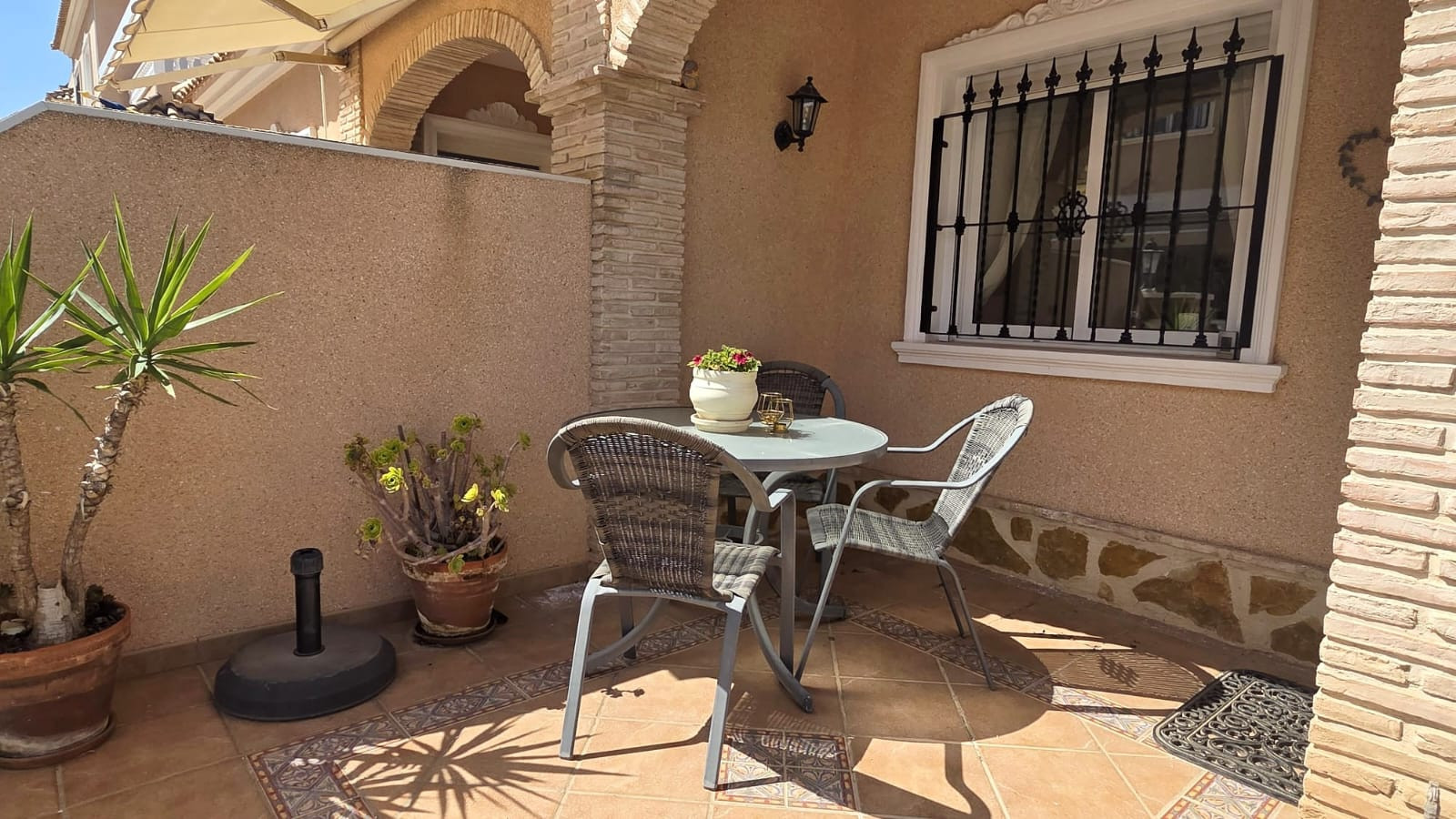 For sale - 3 Bedroom 2 Bathroom Villa in Orihuela Costa - Costa Blanca  - Alicante
