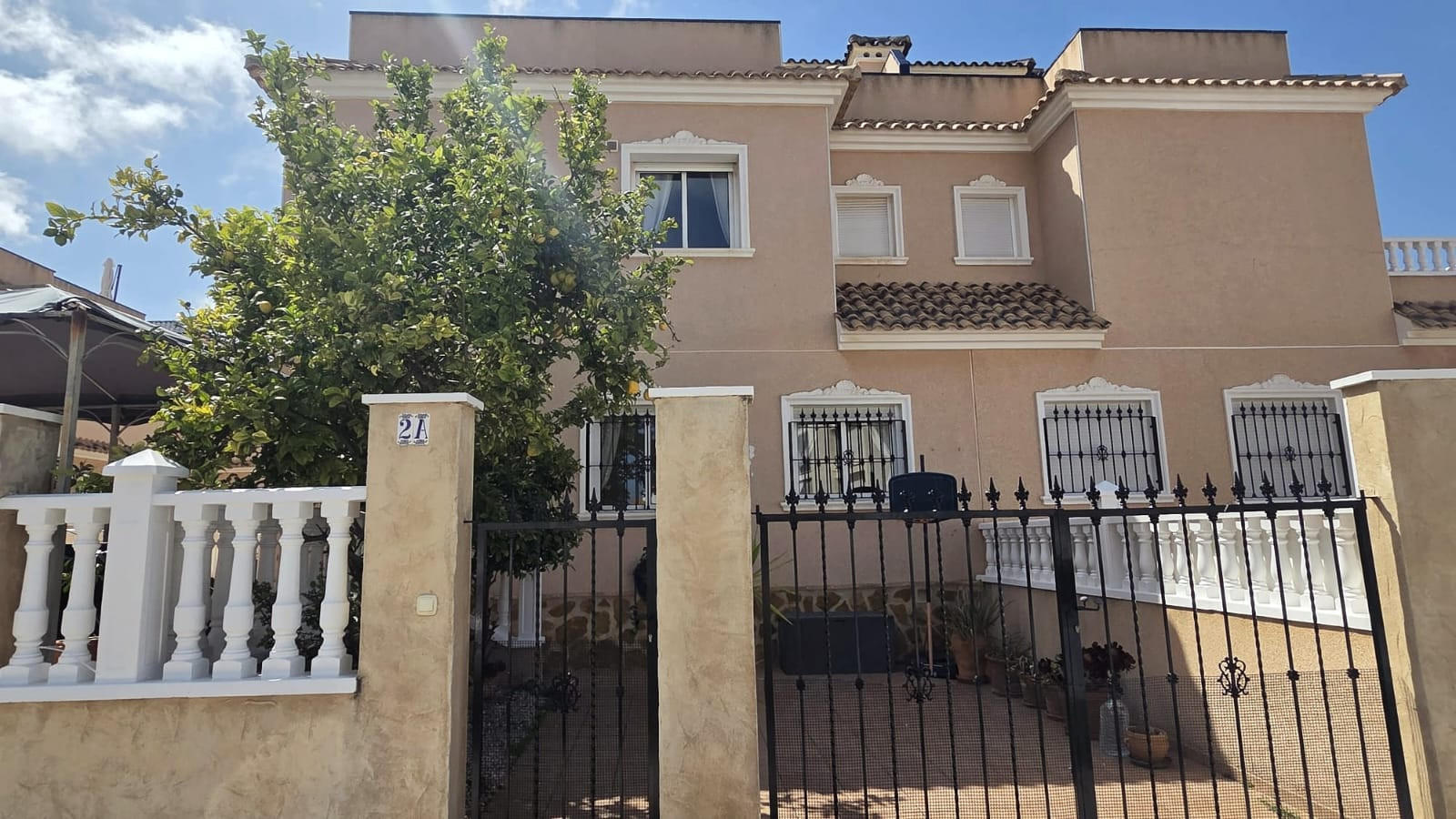 For sale - 3 Bedroom 2 Bathroom Villa in Orihuela Costa - Costa Blanca  - Alicante