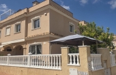 27-81-256-11-605/78120, 3 Bedroom 2 Bathroom Villa in Orihuela Costa