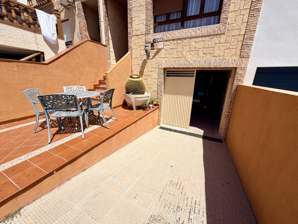 For sale - 4 Bedroom 2 Bathroom Town House in Formentera del Segura - Costa Blanca  - Alicante