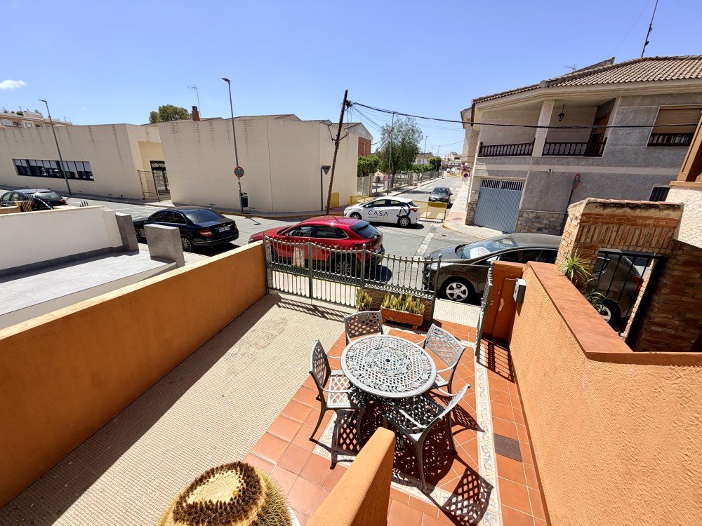 For sale - 4 Bedroom 2 Bathroom Town House in Formentera del Segura - Costa Blanca  - Alicante