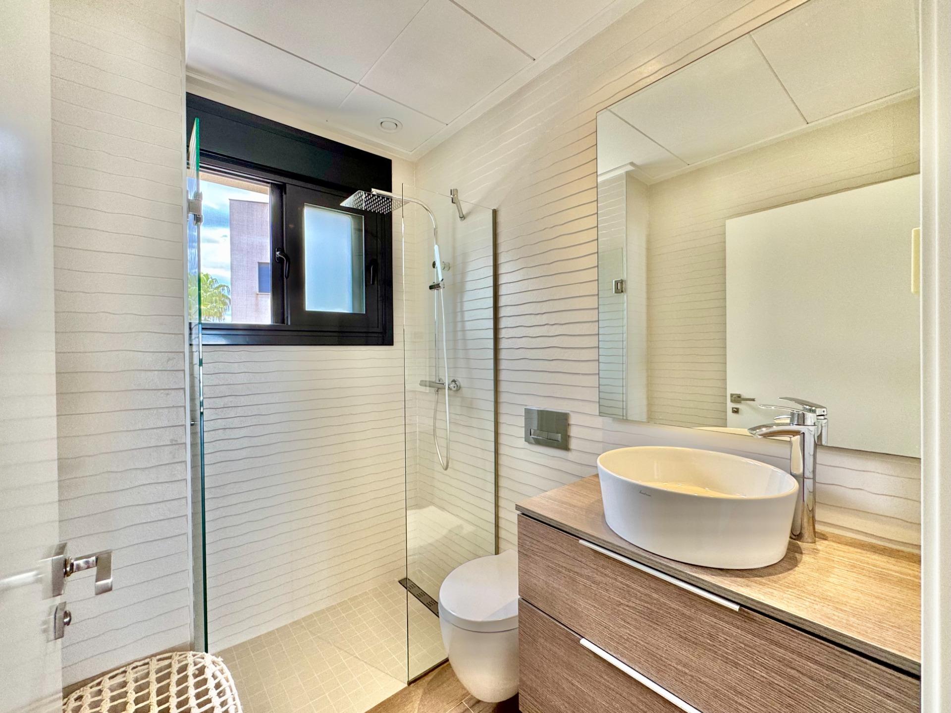 For sale - 4 Bedroom 3 Bathroom Villa in San Miguel de Salinas - Bellavista  - Alicante