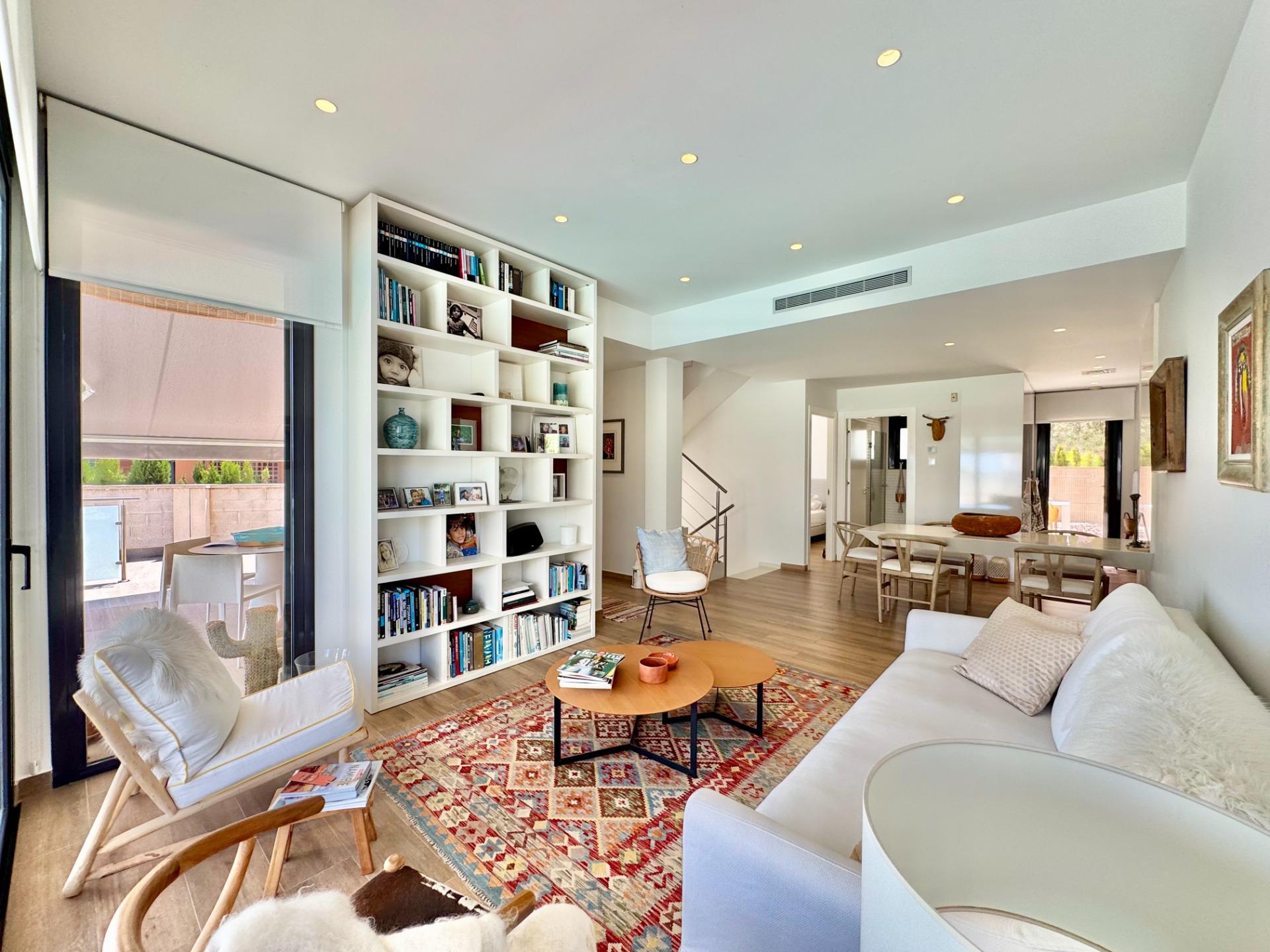 For sale - 4 Bedroom 3 Bathroom Villa in San Miguel de Salinas - Bellavista  - Alicante