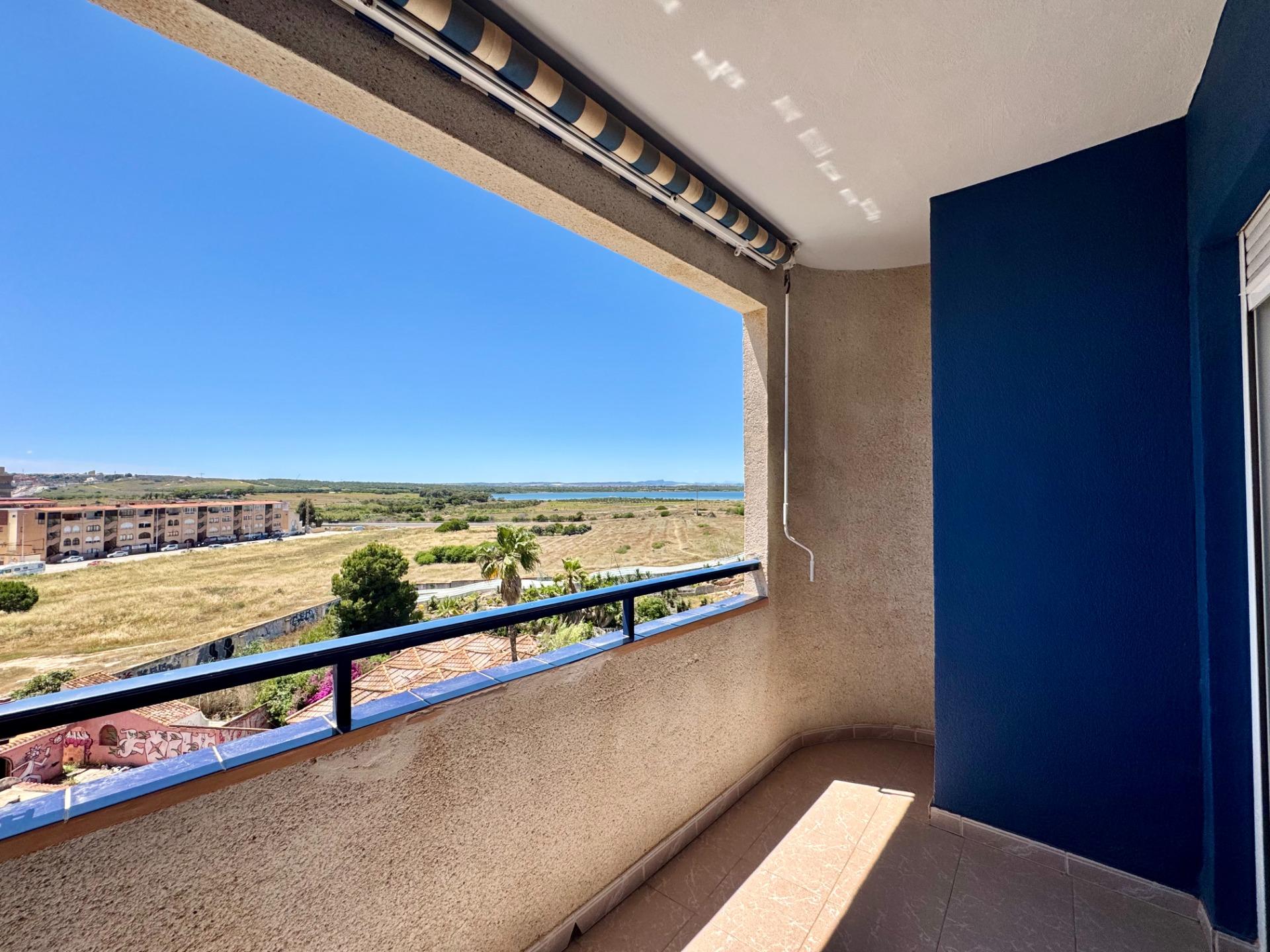 For sale - 2 Bedroom 1 Bathroom Apartment in La Mata - Gaspar Perrelló  - Alicante