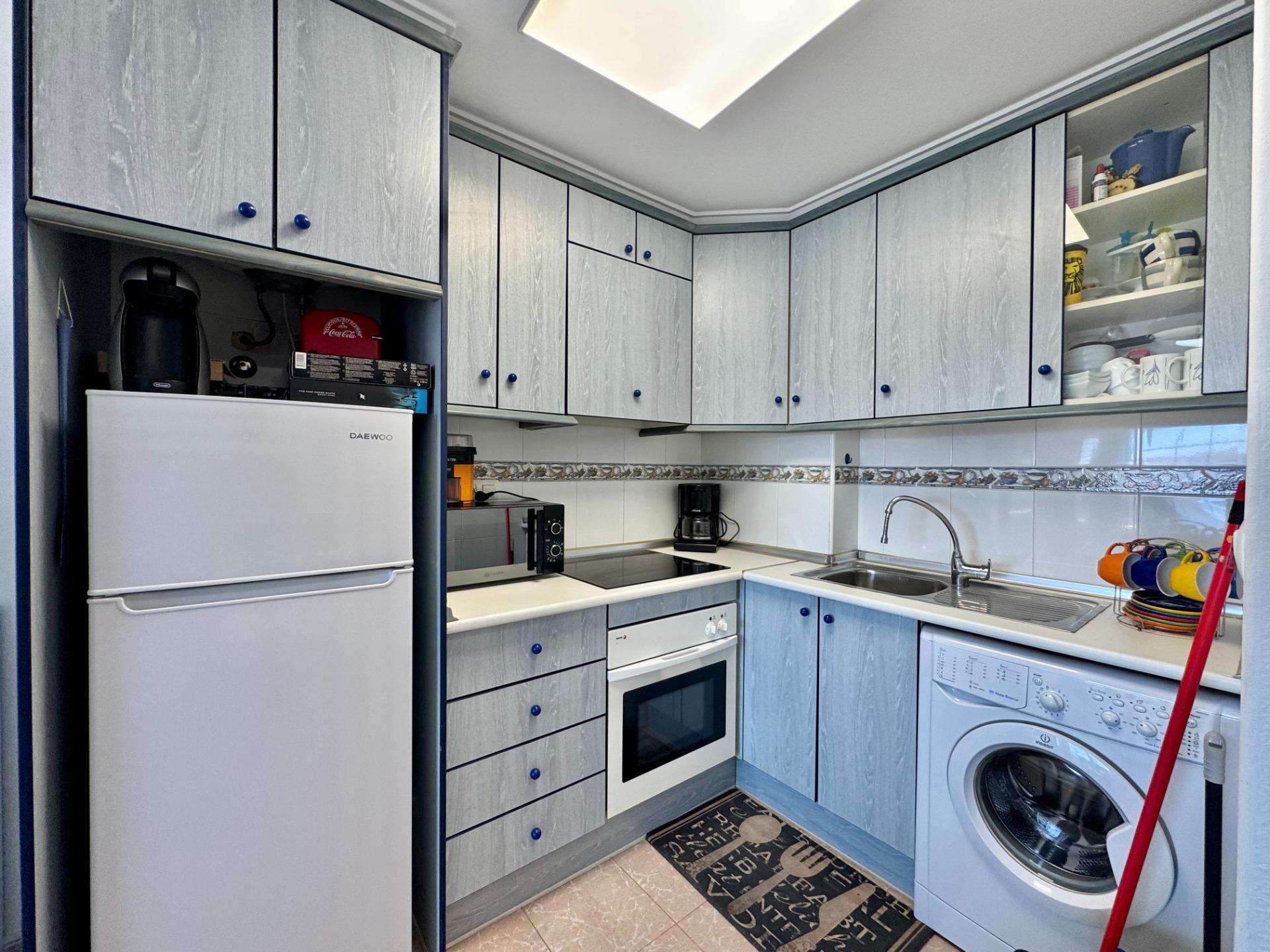 For sale - 2 Bedroom 1 Bathroom Apartment in La Mata - Gaspar Perrelló  - Alicante