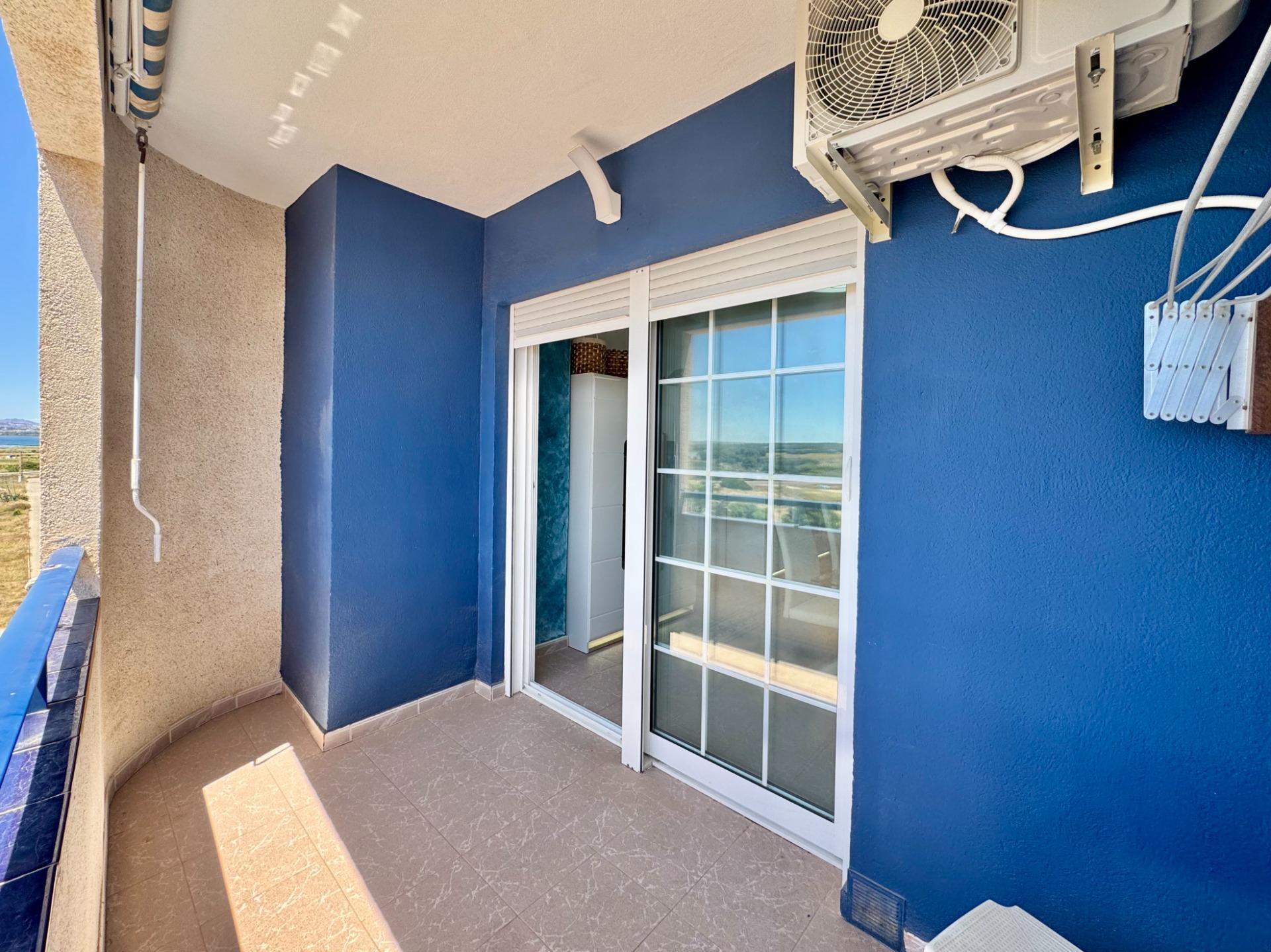 For sale - 2 Bedroom 1 Bathroom Apartment in La Mata - Gaspar Perrelló  - Alicante