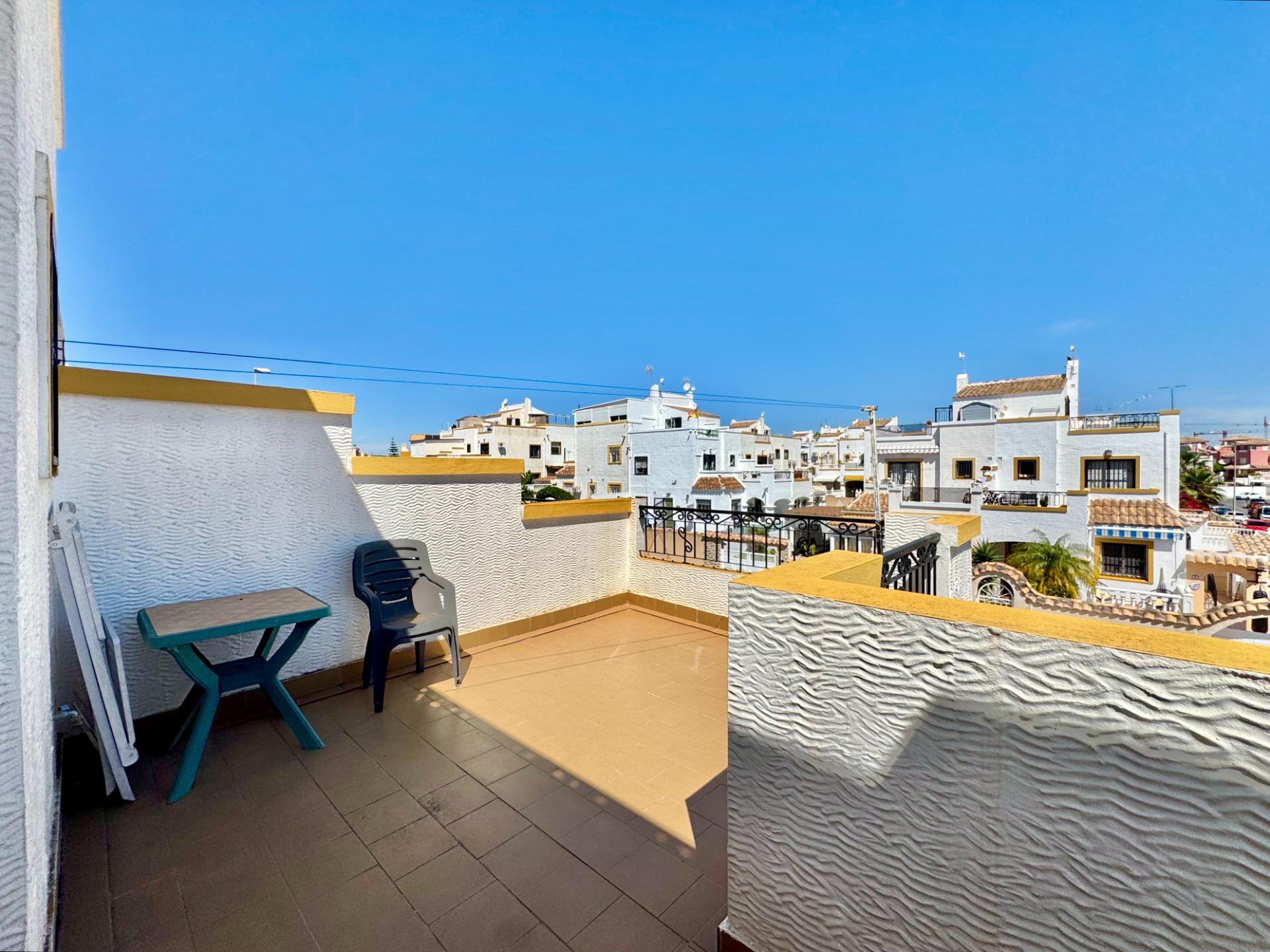 For sale - 3 Bedroom 2 Bathroom Town House in Los Altos  - Los Altos  - Alicante