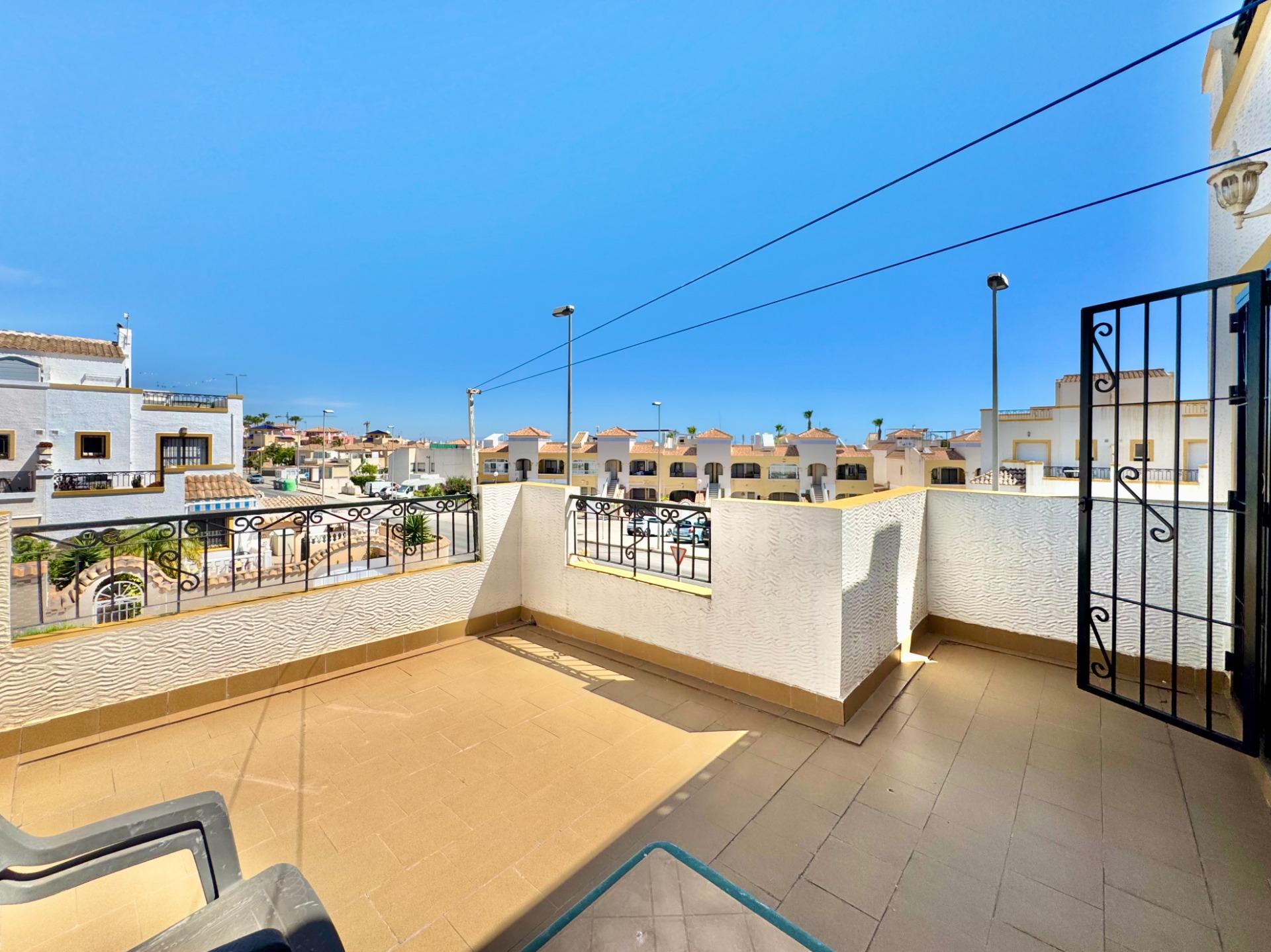 For sale - 3 Bedroom 2 Bathroom Town House in Los Altos  - Los Altos  - Alicante