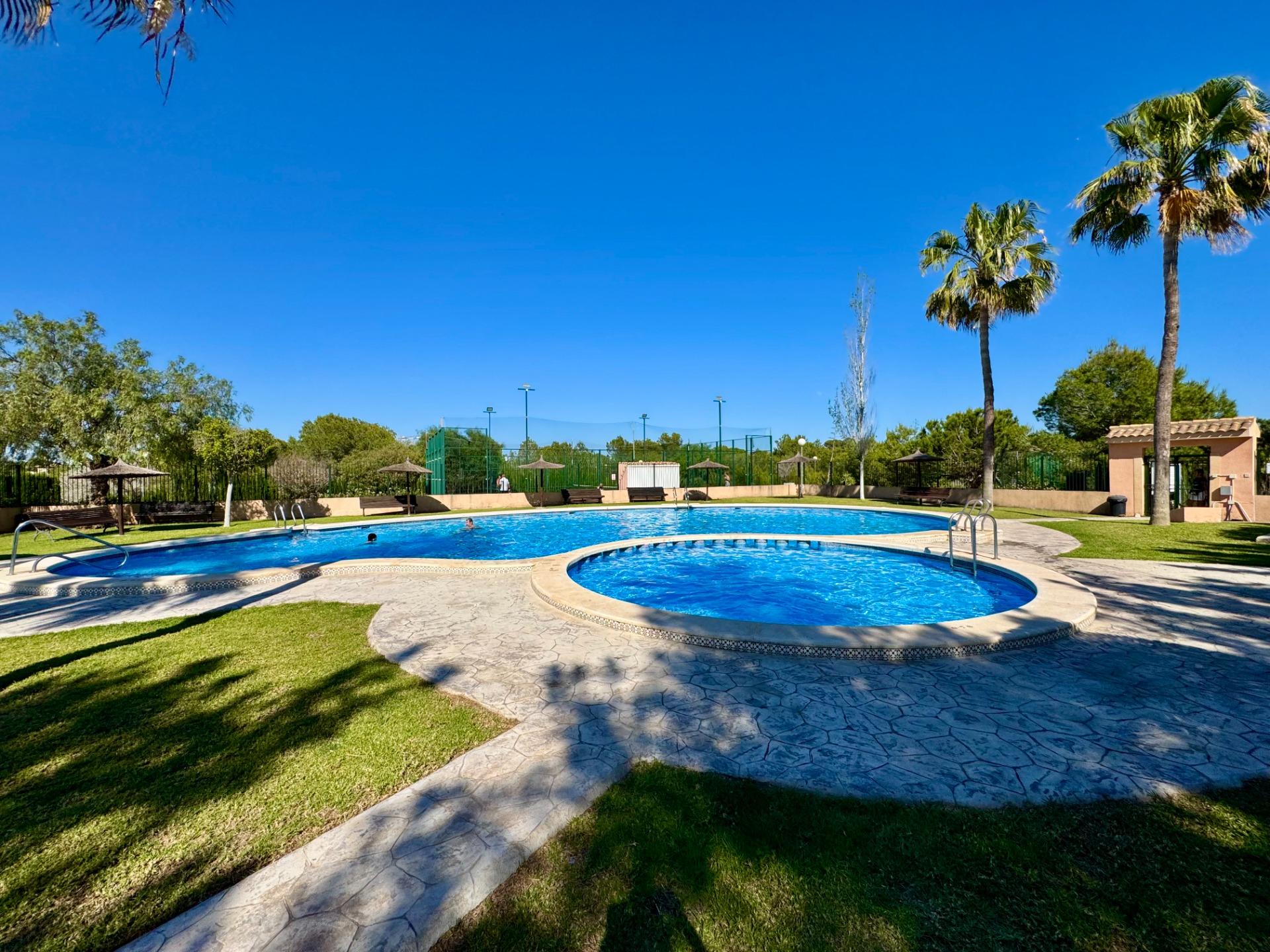 For sale - 3 Bedroom 2 Bathroom Town House in Los Altos  - Los Altos  - Alicante