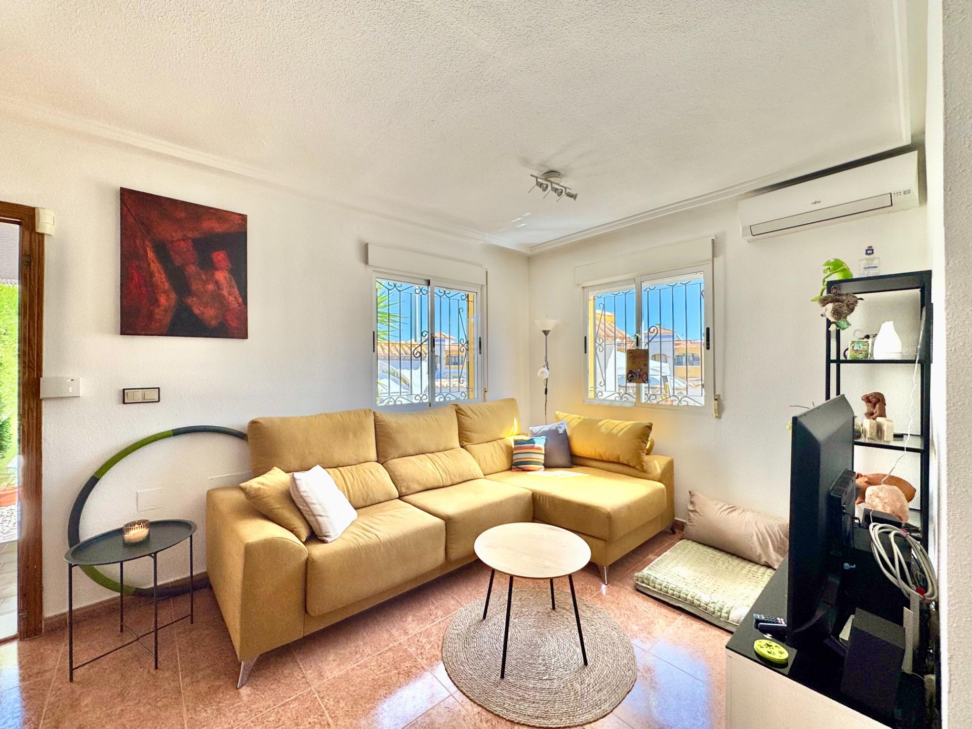 For sale - 3 Bedroom 2 Bathroom Town House in Los Altos  - Los Altos  - Alicante