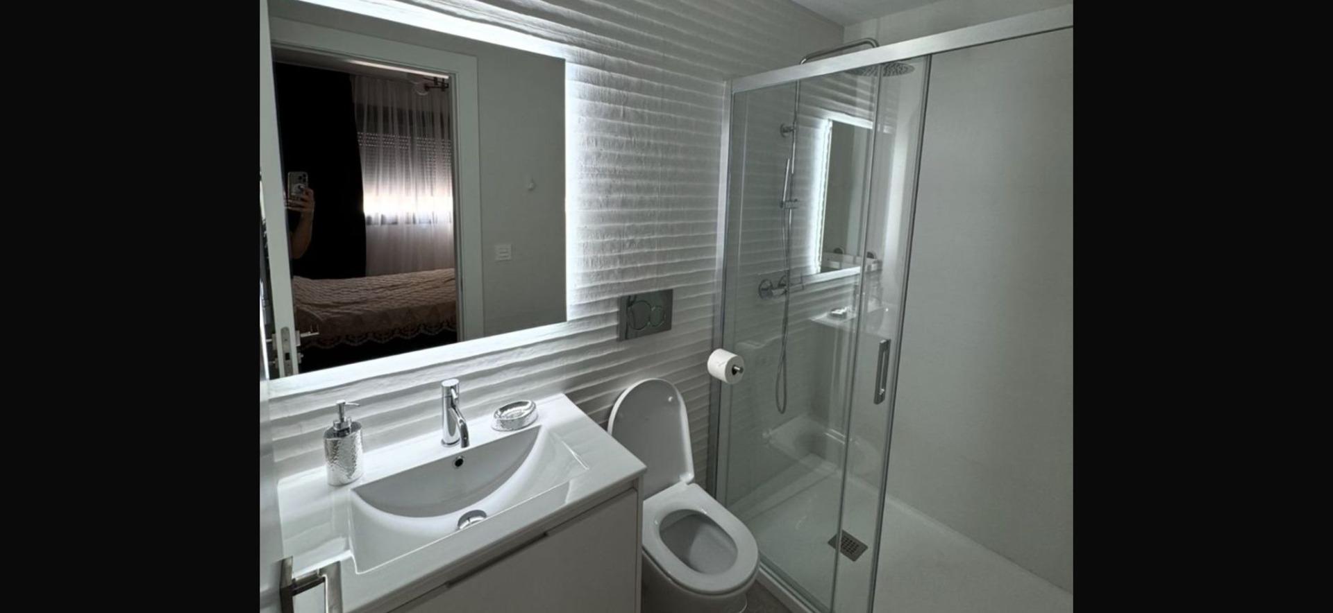 For sale - 2 Bedroom 2 Bathroom Apartment in Torrevieja - Playa Del Cura  - Alicante