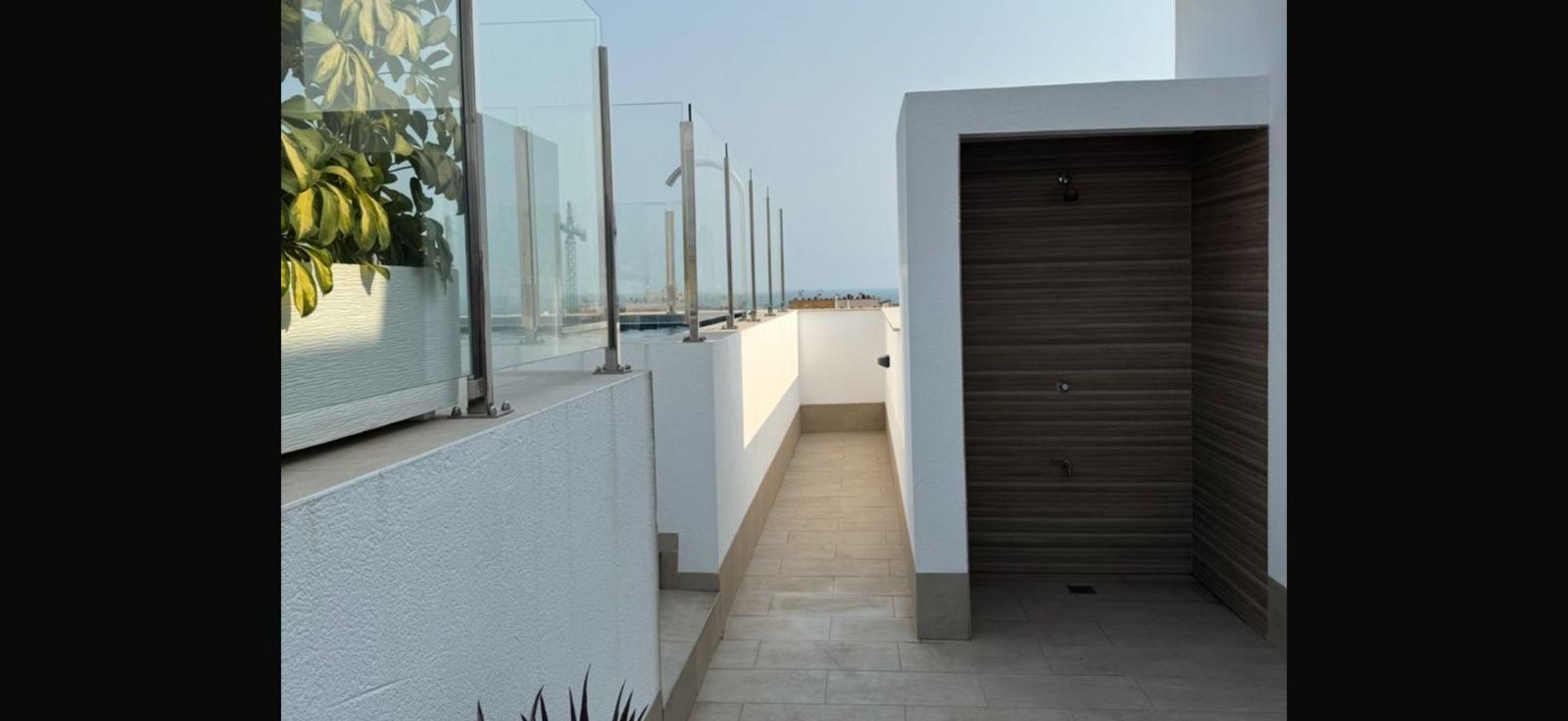 For sale - 2 Bedroom 2 Bathroom Apartment in Torrevieja - Playa Del Cura  - Alicante