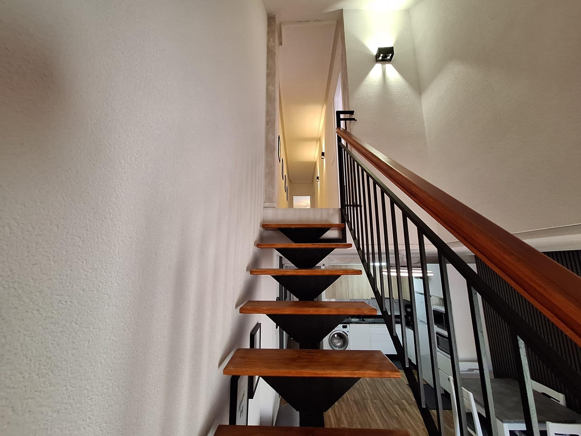 For sale - 3 Bedroom 2 Bathroom Apartment in Torrevieja - Centro  - Alicante