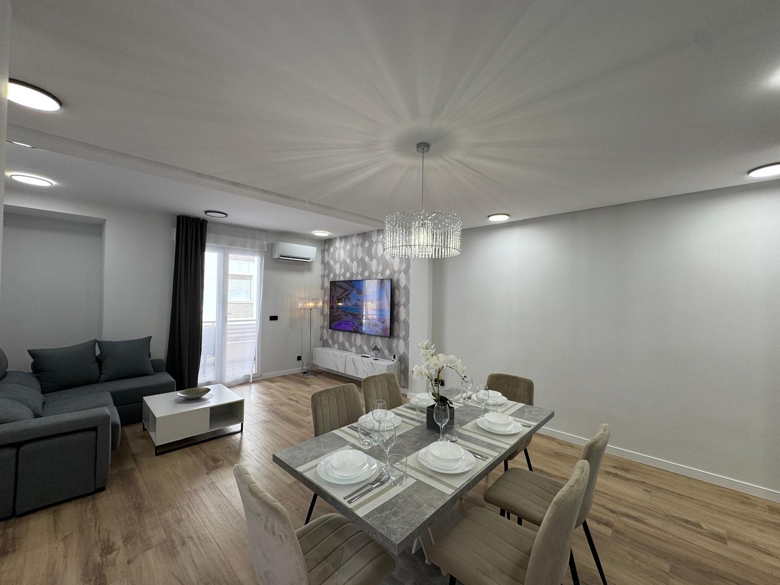For sale - 3 Bedroom 1 Bathroom Apartment in Torrevieja - Playa Del Cura  - Alicante