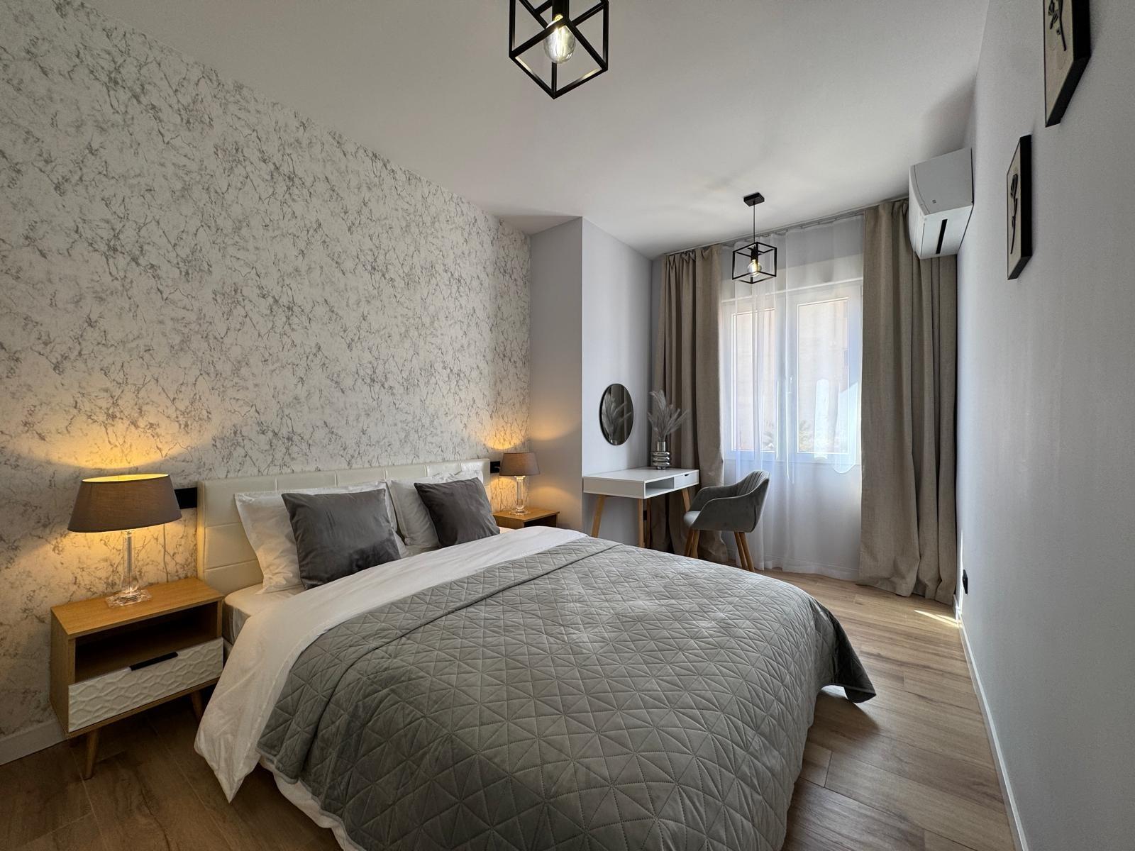 For sale - 3 Bedroom 1 Bathroom Apartment in Torrevieja - Playa Del Cura  - Alicante