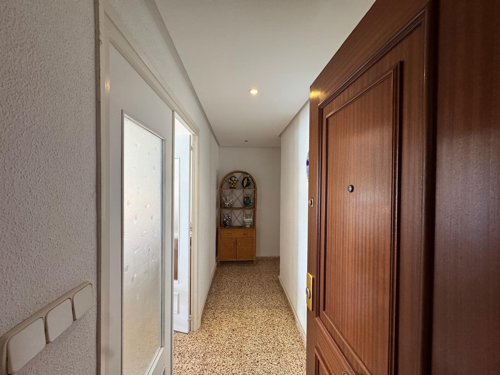 For sale - 3 Bedroom 2 Bathroom Apartment in Torrevieja - Playa Del Cura  - Alicante