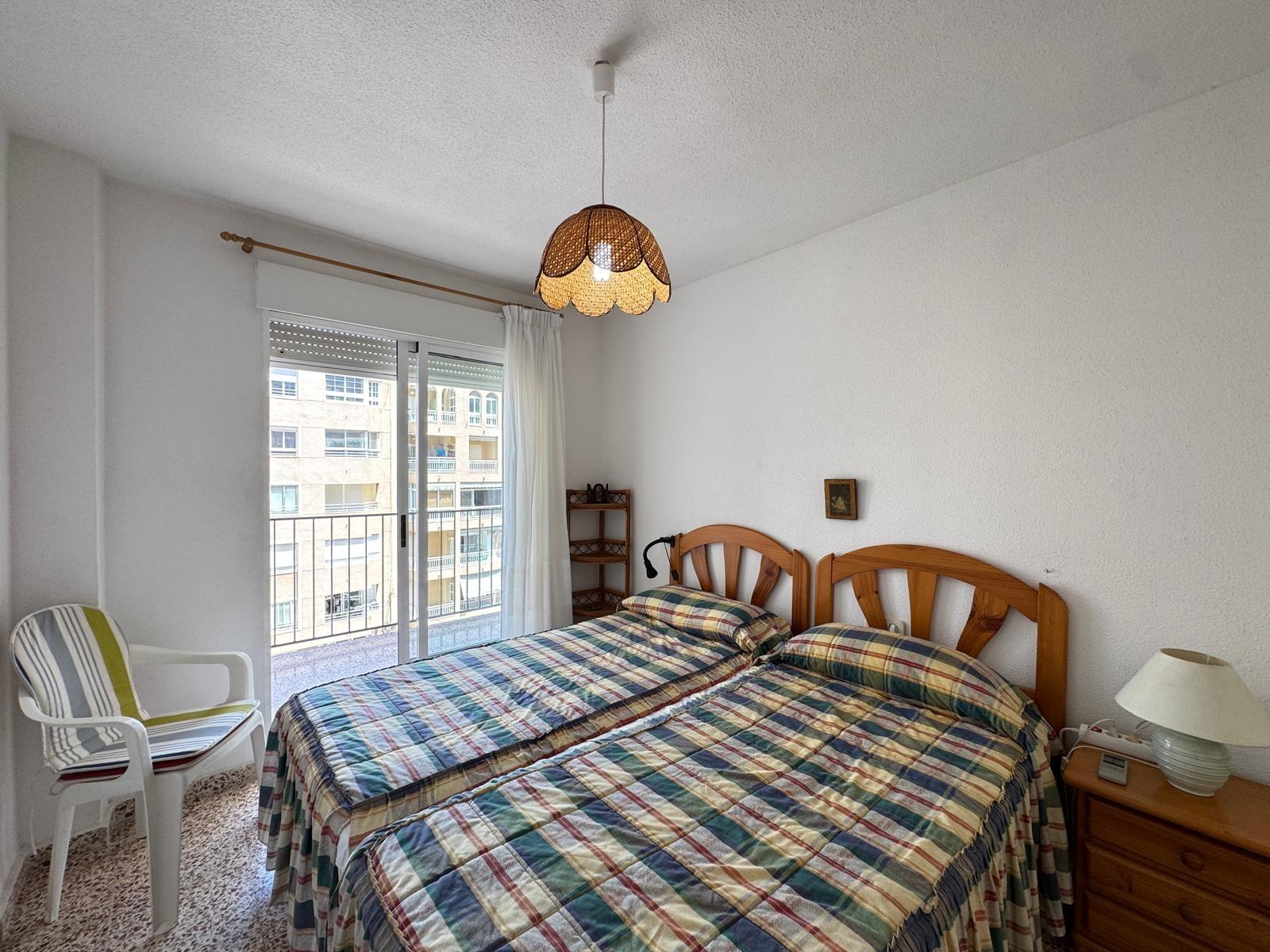 For sale - 3 Bedroom 2 Bathroom Apartment in Torrevieja - Playa Del Cura  - Alicante