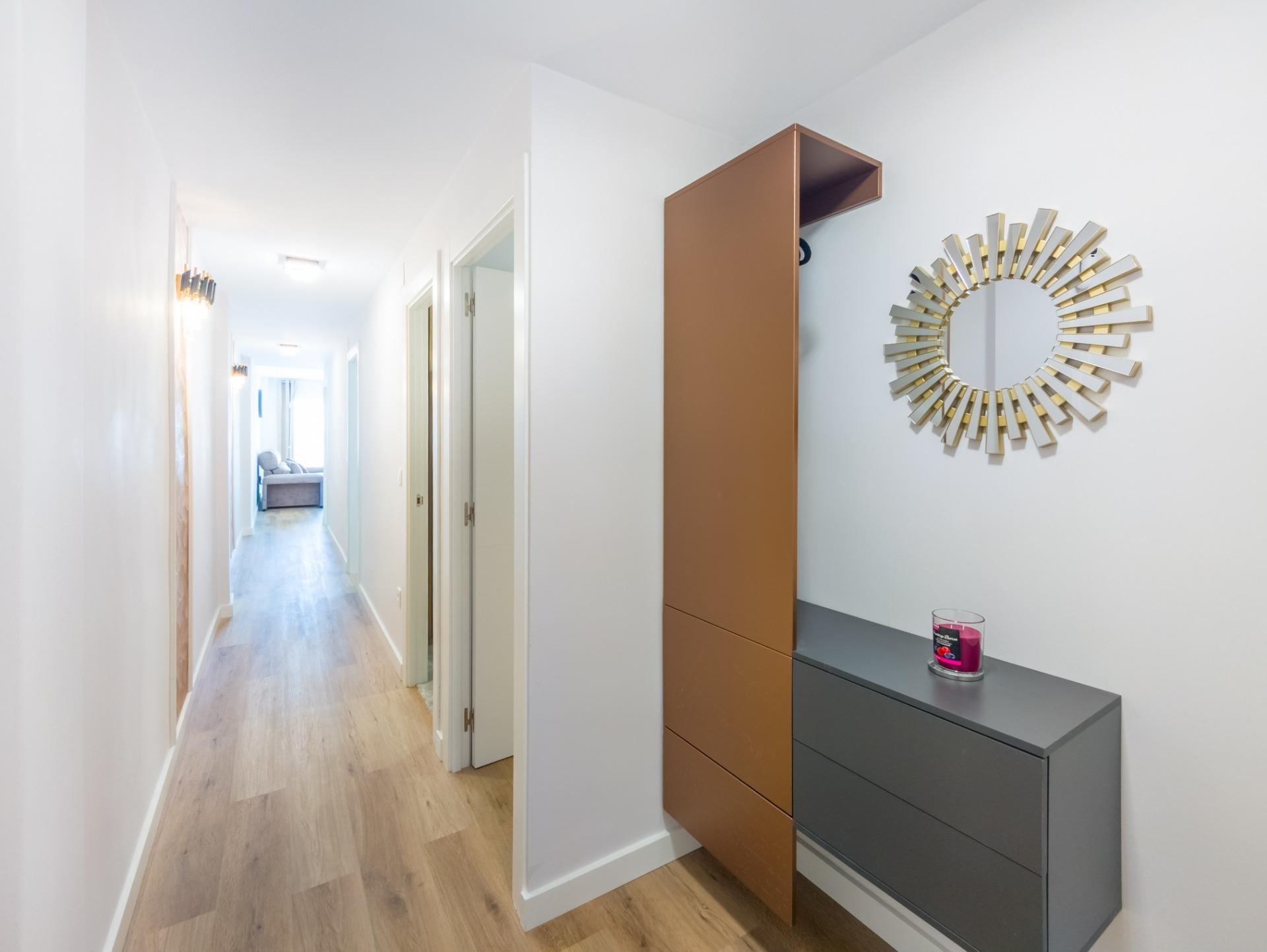 For sale - 3 Bedroom 2 Bathroom Apartment in Torrevieja - Playa Del Cura  - Alicante
