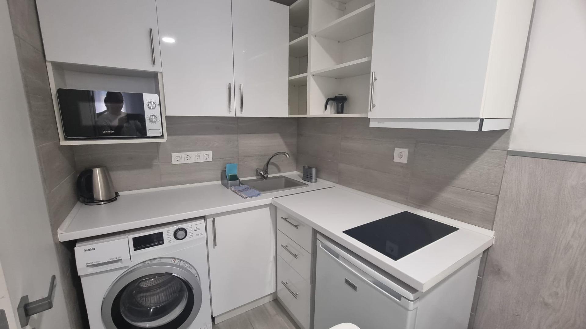 For sale - 3 Bedroom 3 Bathroom Apartment in Torrevieja - Centro  - Alicante