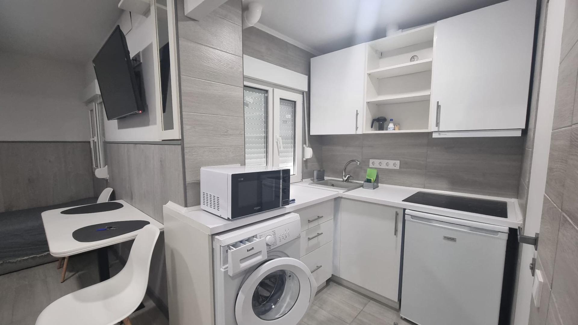 For sale - 3 Bedroom 3 Bathroom Apartment in Torrevieja - Centro  - Alicante