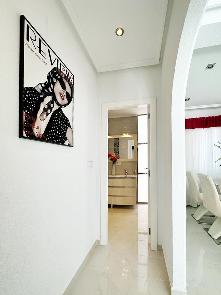 For sale - 4 Bedroom 4 Bathroom Villa in San Miguel de Salinas - Inland  - Alicante