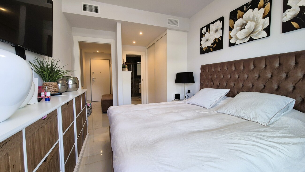 For sale - 3 Bedroom 2 Bathroom Apartment in Playa Flamenca - Costa Blanca  - Alicante