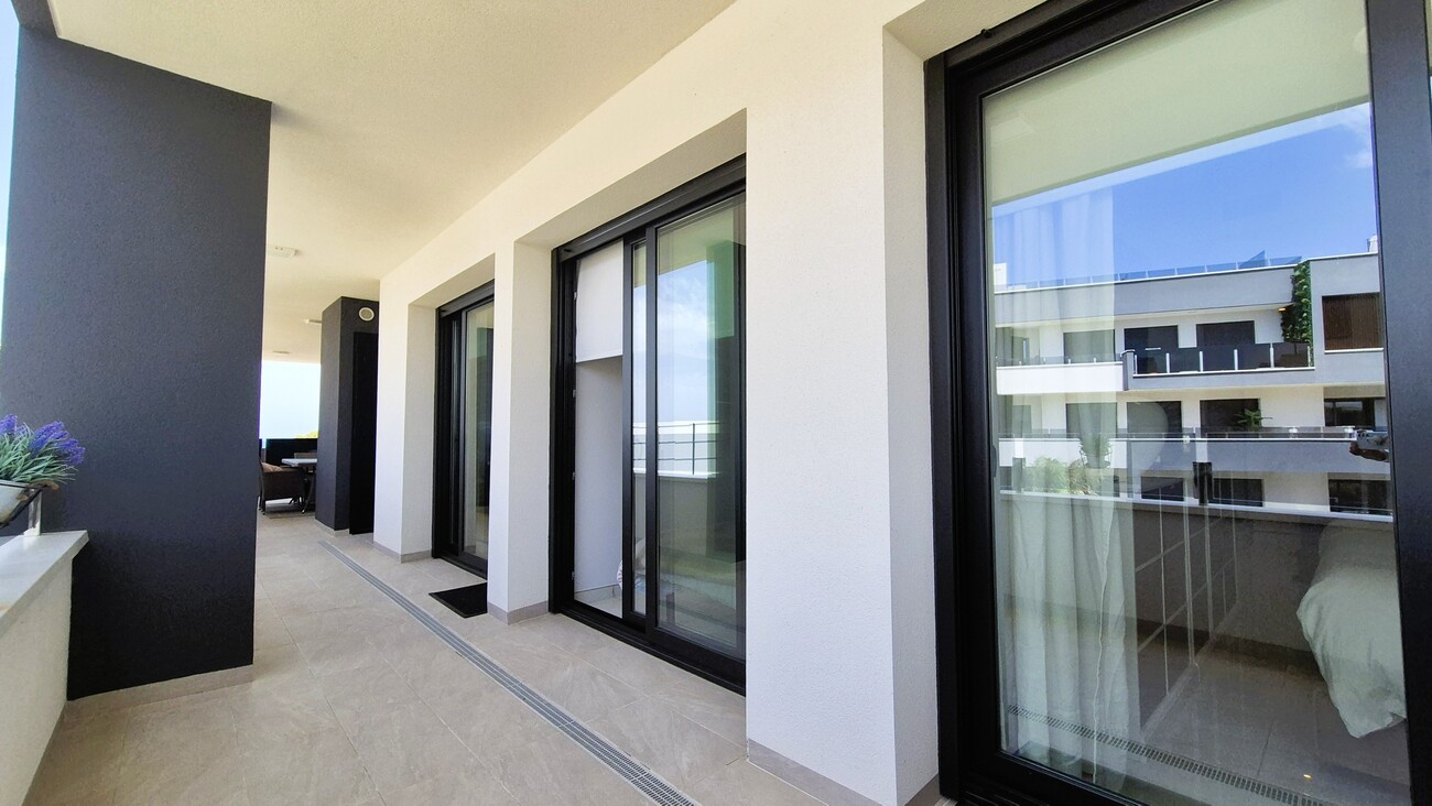 For sale - 3 Bedroom 2 Bathroom Apartment in Playa Flamenca - Costa Blanca  - Alicante
