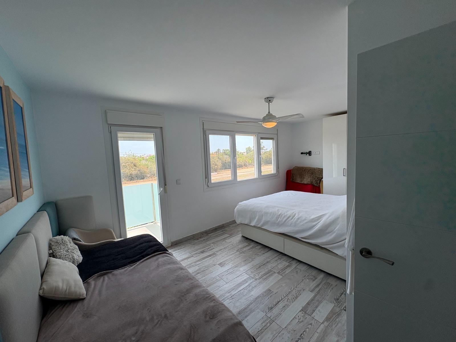 For sale - 2 Bedroom 1 Bathroom Villa in Torrevieja - La Siesta - El Salado - Torreta  - Alicante