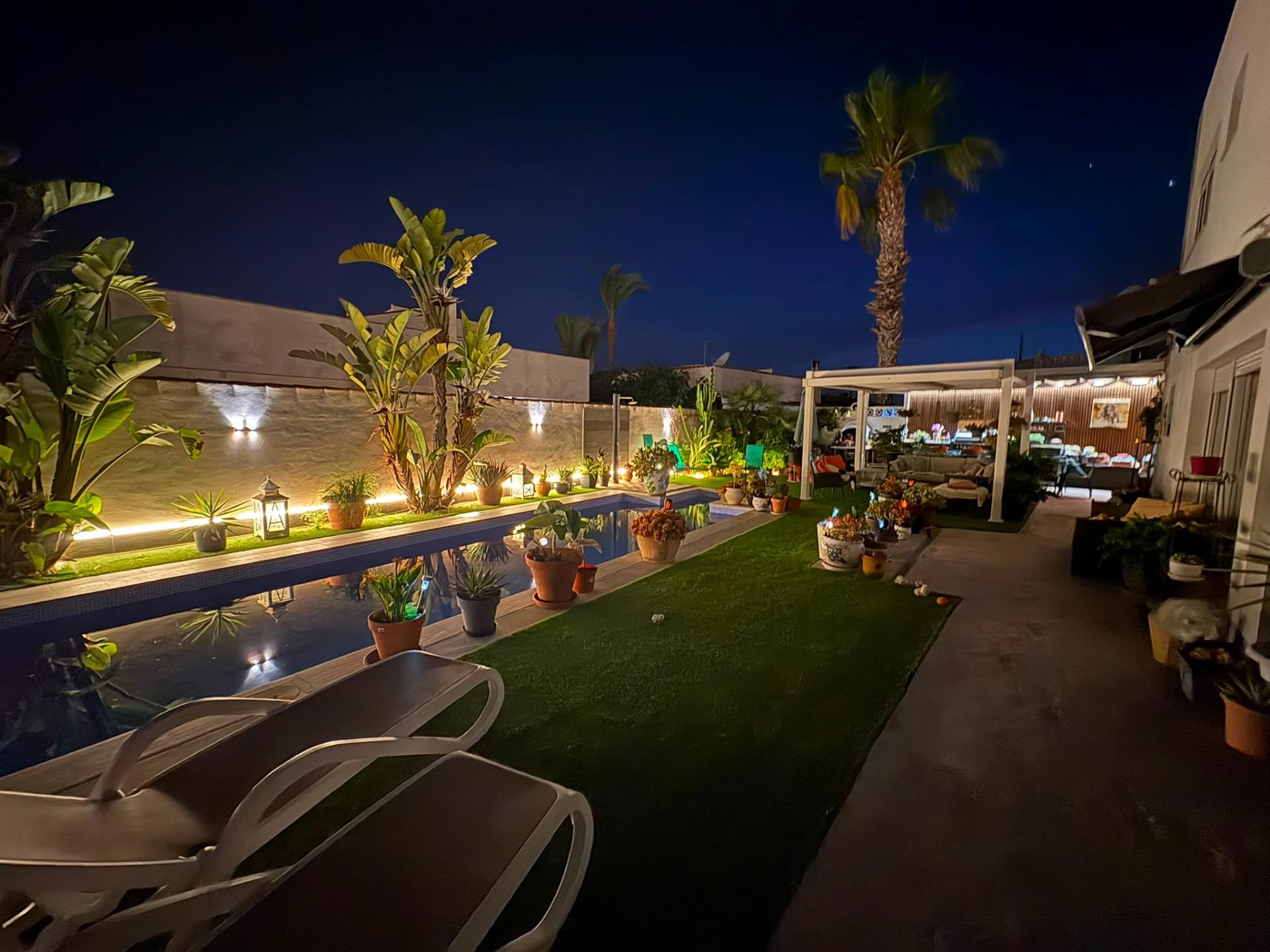 For sale - 2 Bedroom 1 Bathroom Villa in Torrevieja - La Siesta - El Salado - Torreta  - Alicante