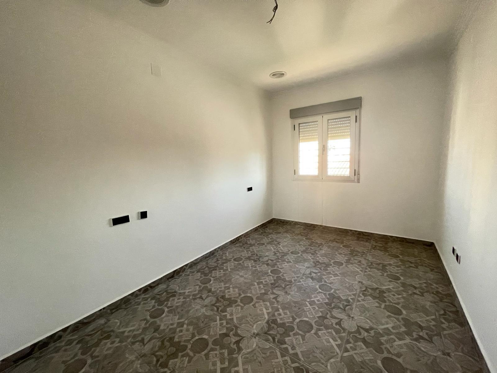 For sale - 3 Bedroom 5 Bathroom Villa in Torrevieja - La Siesta - El Salado - Torreta  - Alicante