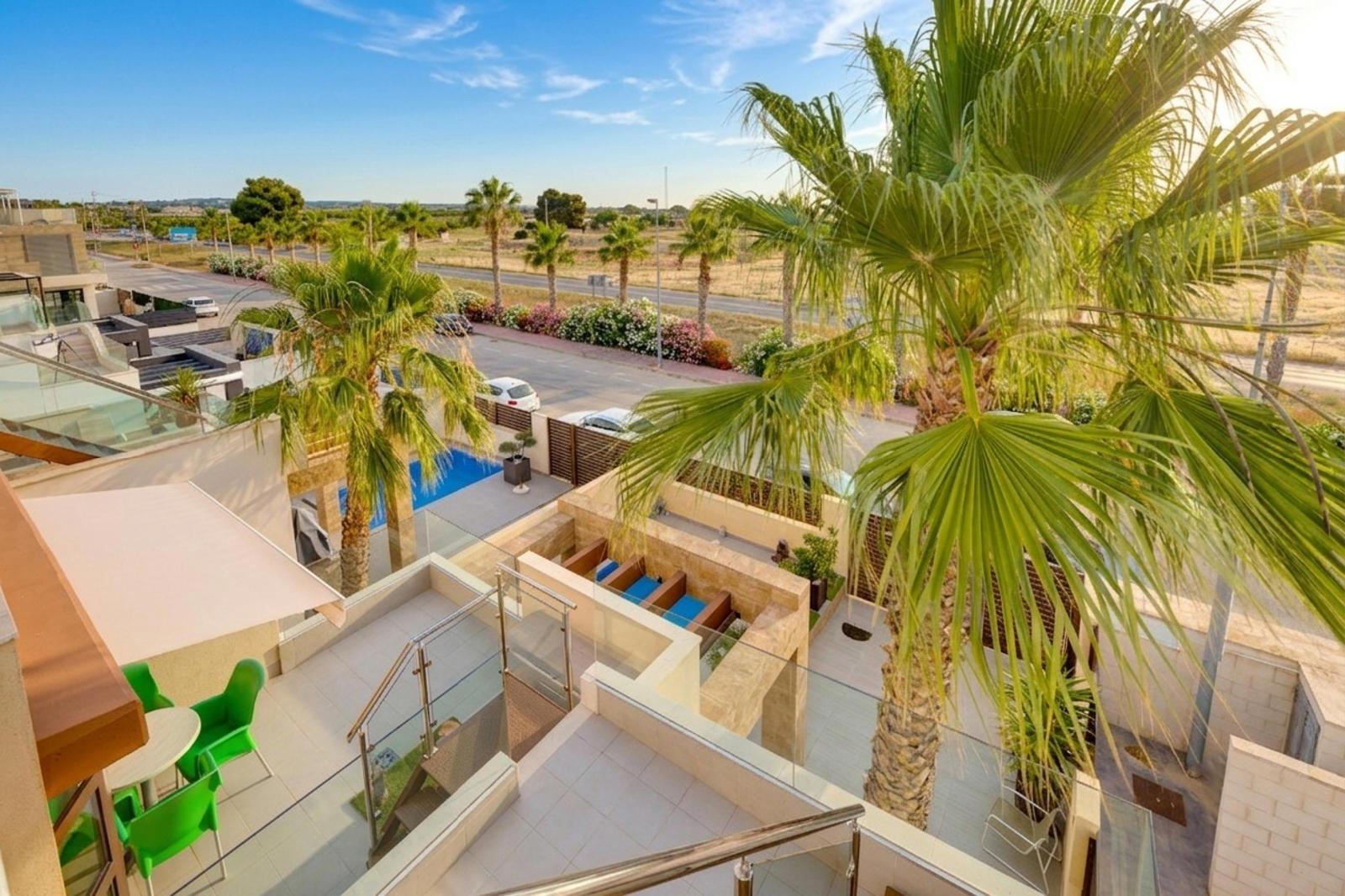 For sale - 3 Bedroom 3 Bathroom Villa in Ciudad Quesada - Pueblo Bravo  - Alicante