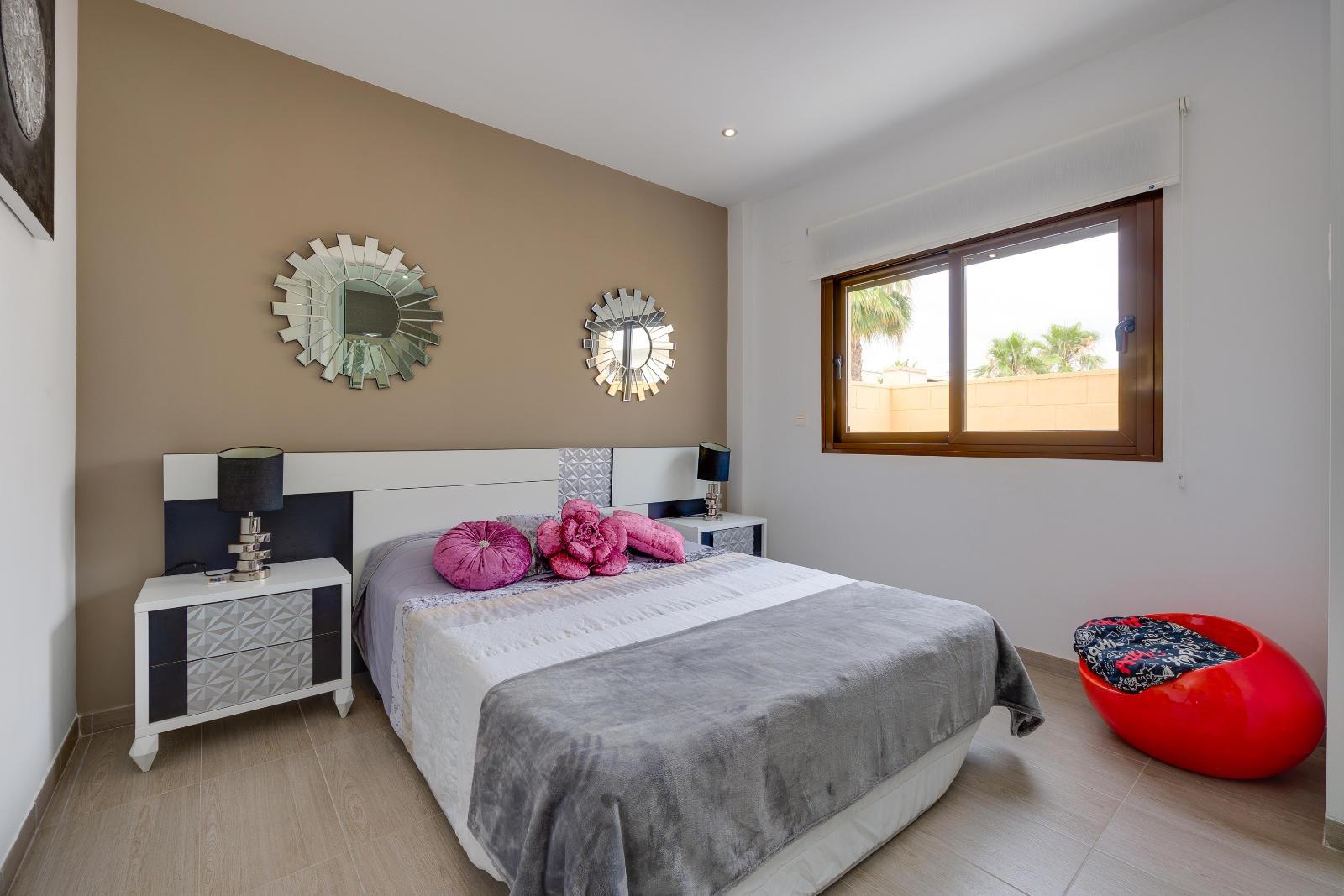 For sale - 3 Bedroom 3 Bathroom Villa in Ciudad Quesada - Pueblo Bravo  - Alicante