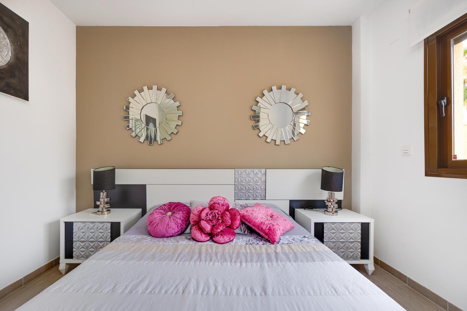For sale - 3 Bedroom 3 Bathroom Villa in Ciudad Quesada - Pueblo Bravo  - Alicante